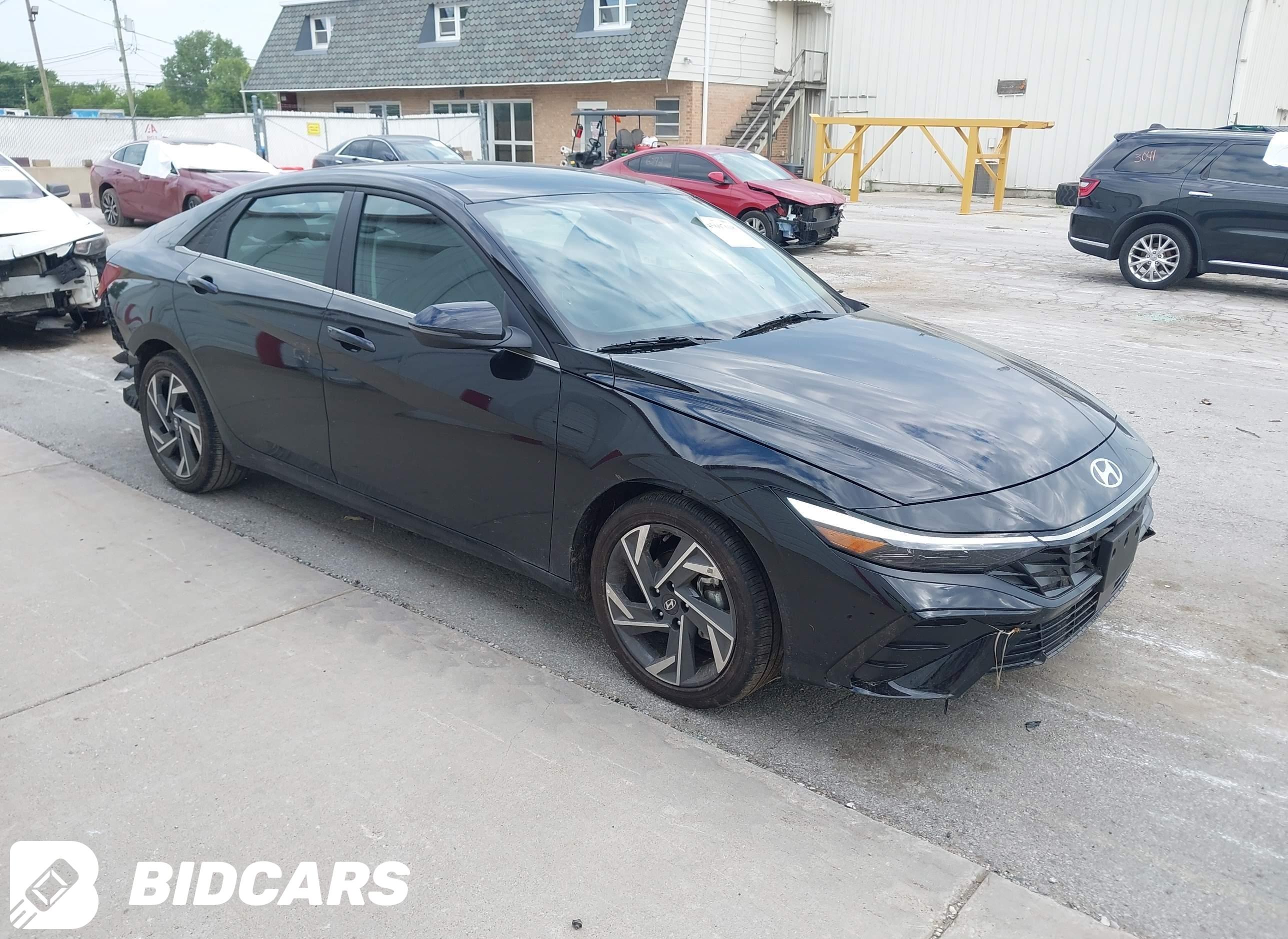2025 Hyundai Elantra, Limited