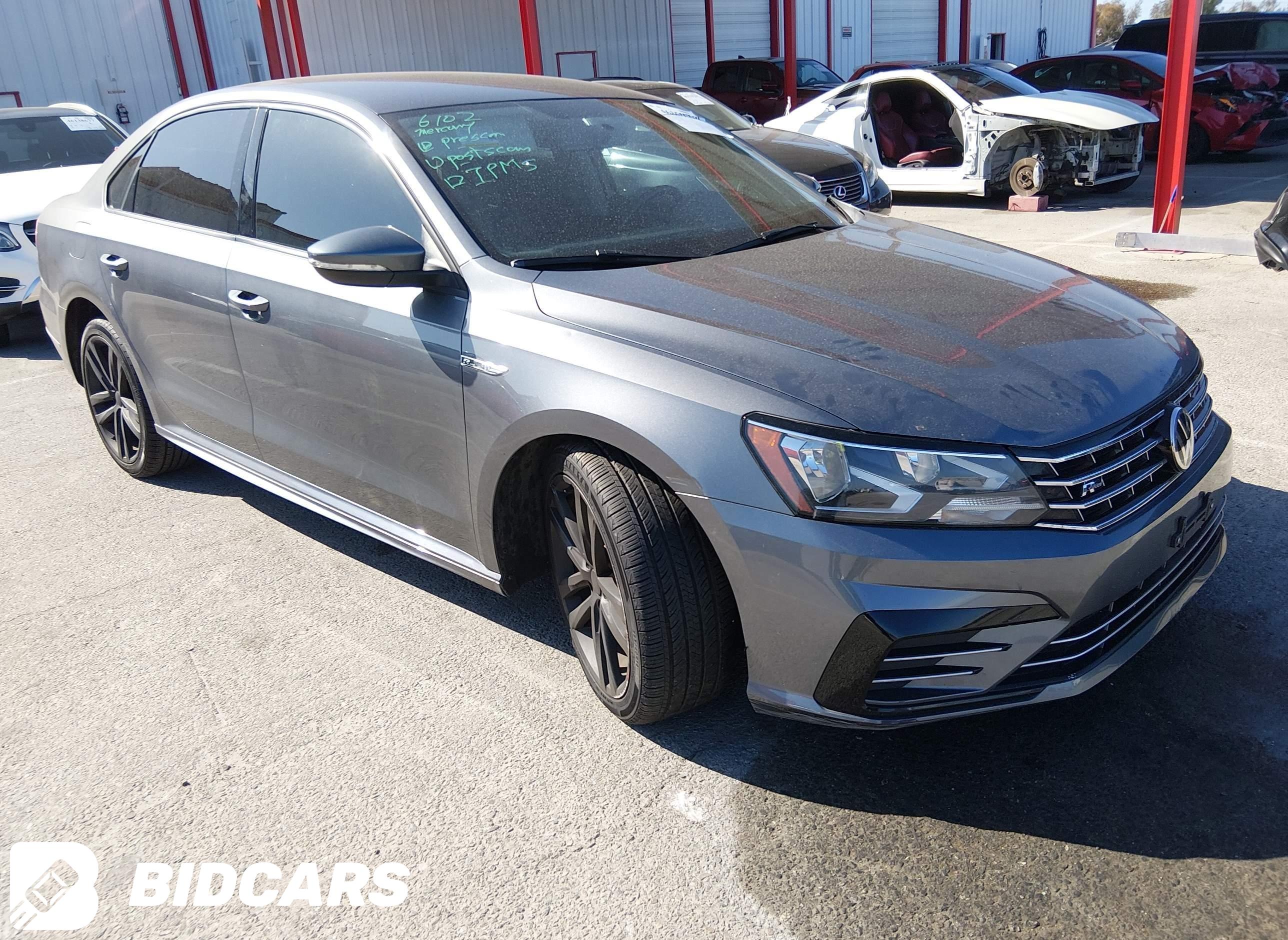 2018 Volkswagen Passat, 2.0T...