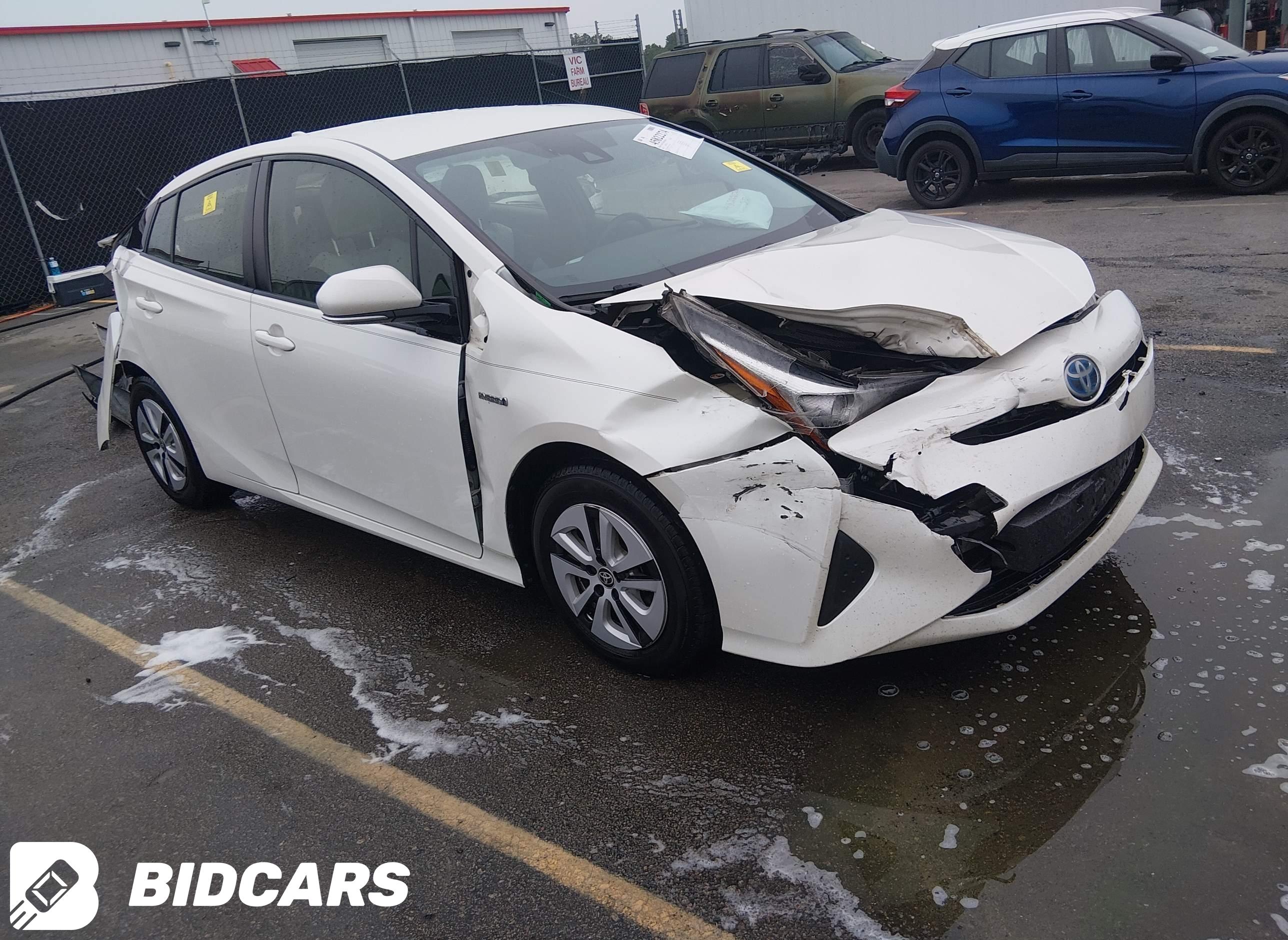 2017 Toyota Prius, Three