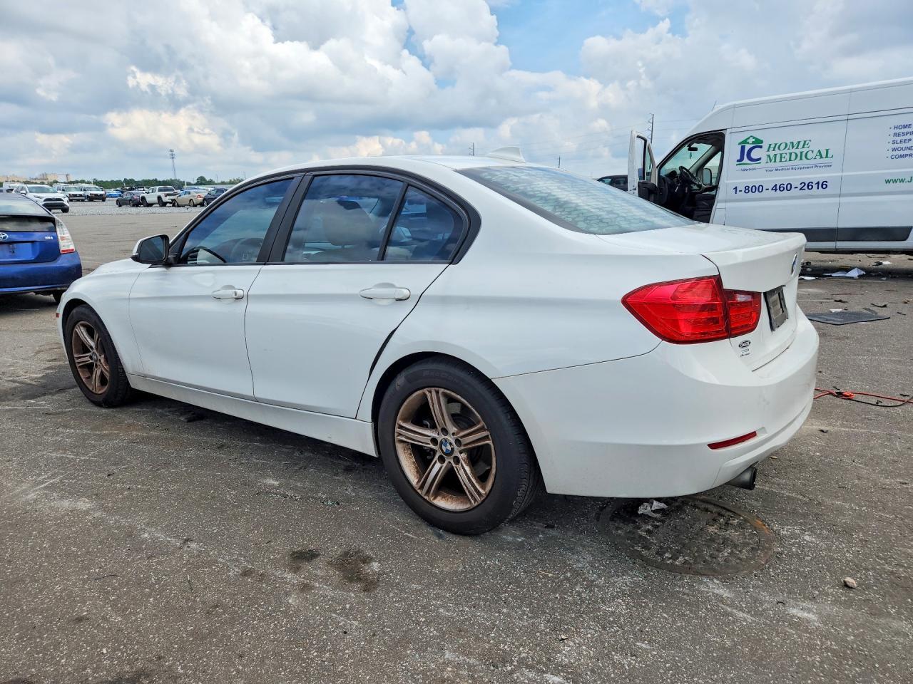 2015 BMW 3 Series, 320 I