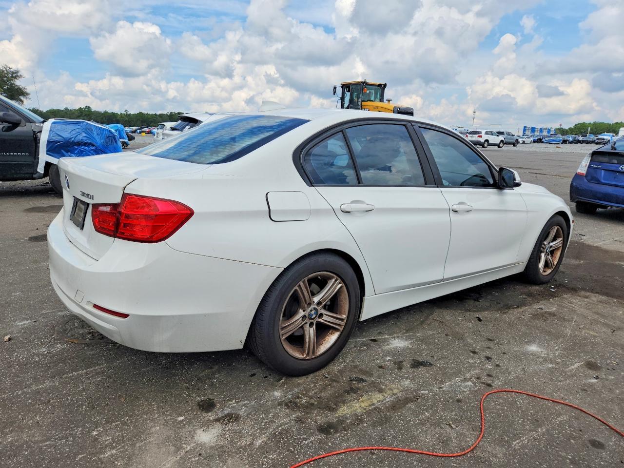 2015 BMW 3 Series, 320 I