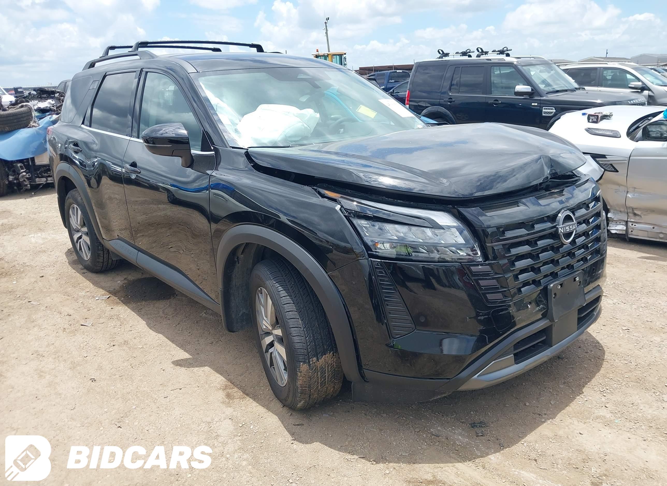 2026 Nissan Pathfinder, SL