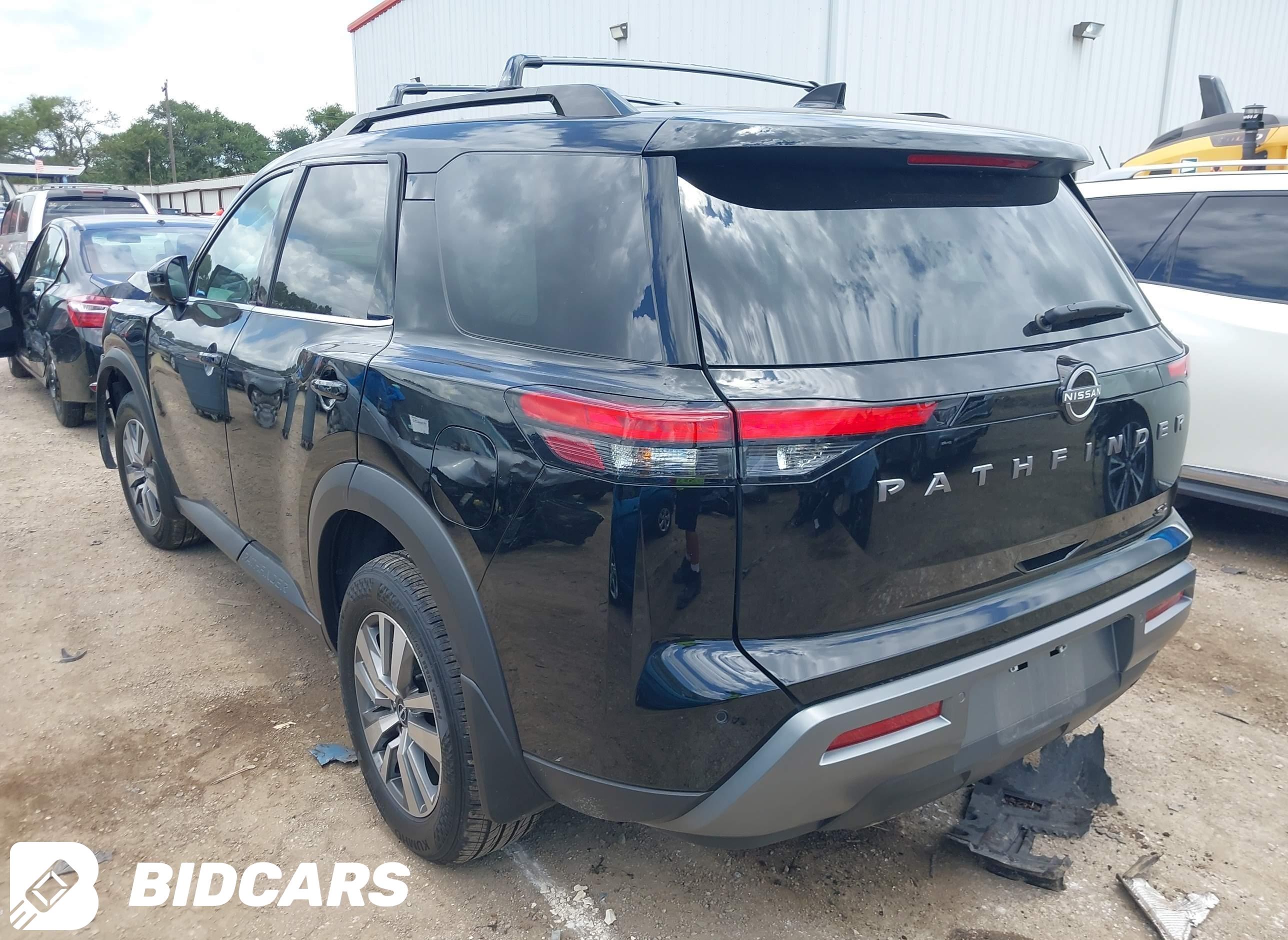 2026 Nissan Pathfinder, SL