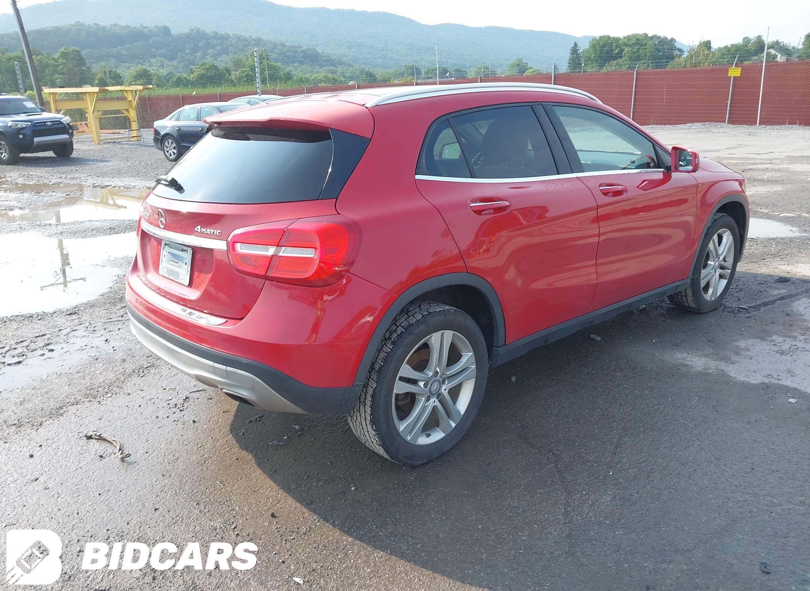 2015 Mercedes-Benz GLA 250, 4...