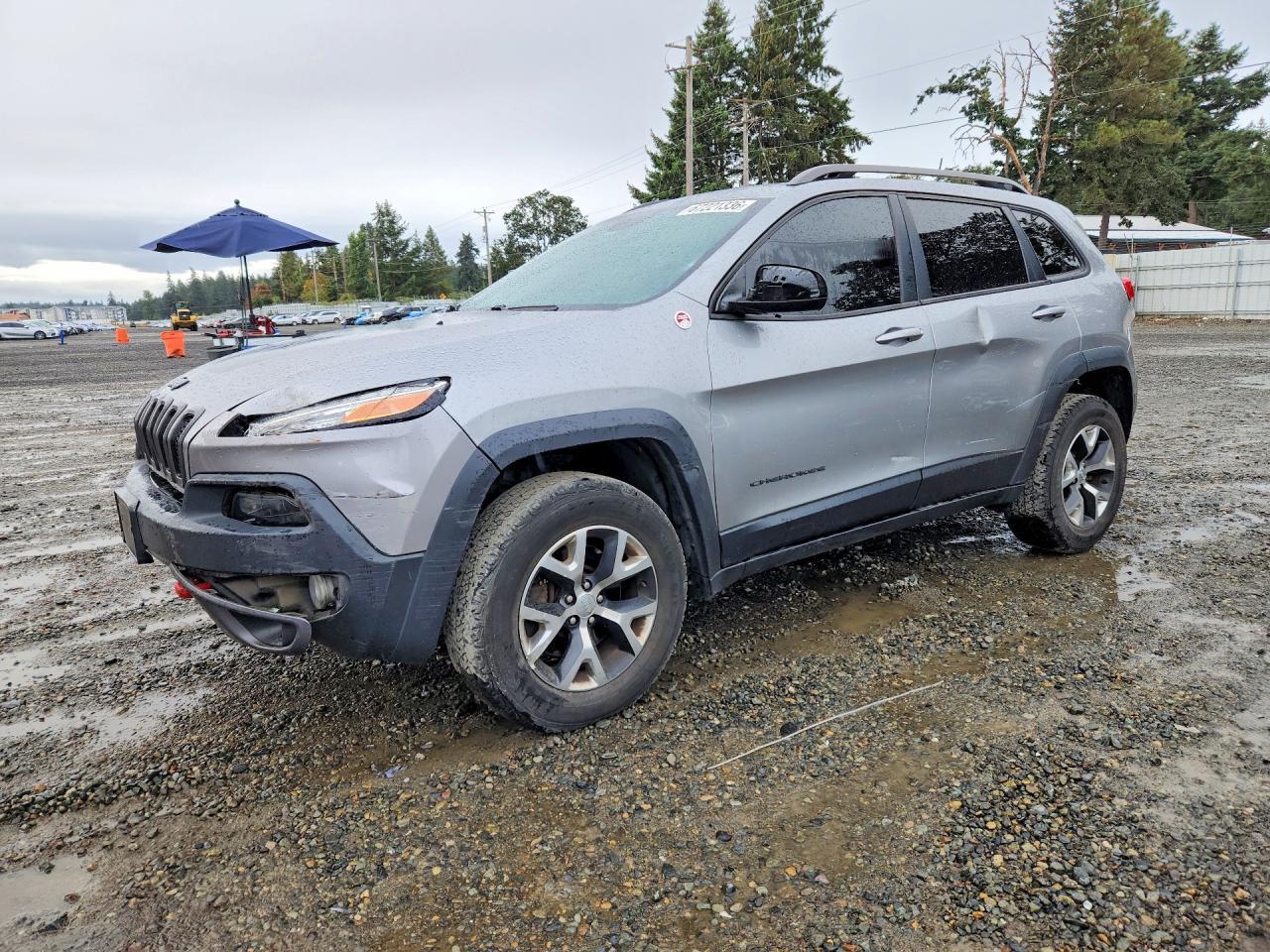 2016 Jeep Cherokee, Trailhawk