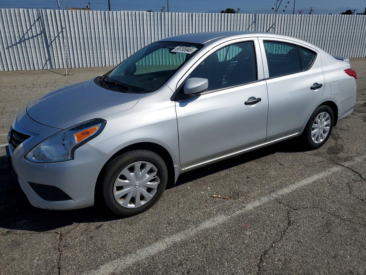2016 Nissan Versa, 1.6 S Plus
