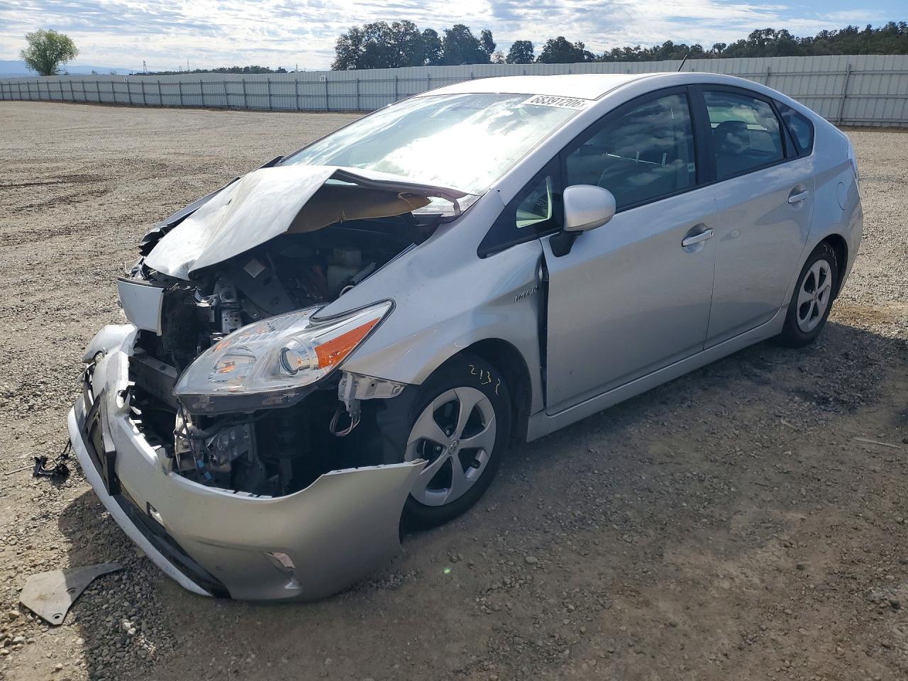 2015 Toyota Prius, Four