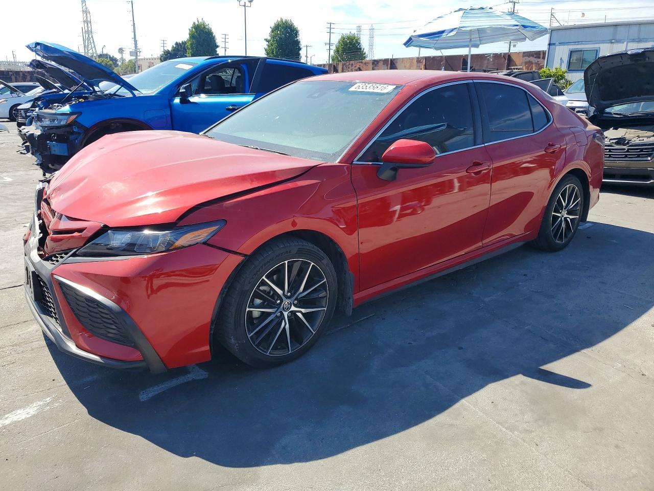 2021 Toyota Camry, SE