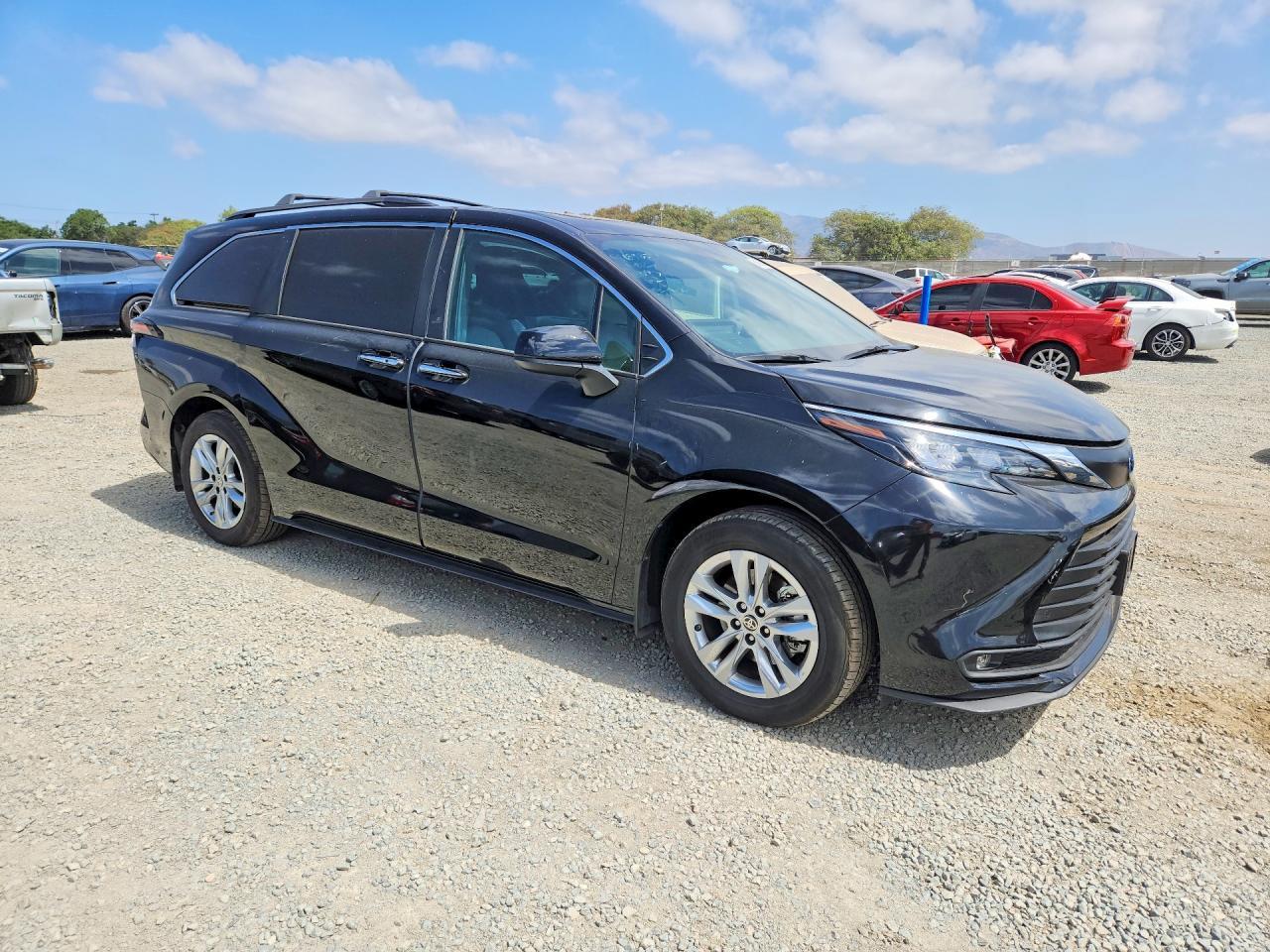 2025 Toyota Sienna, Xle 7-Pas...