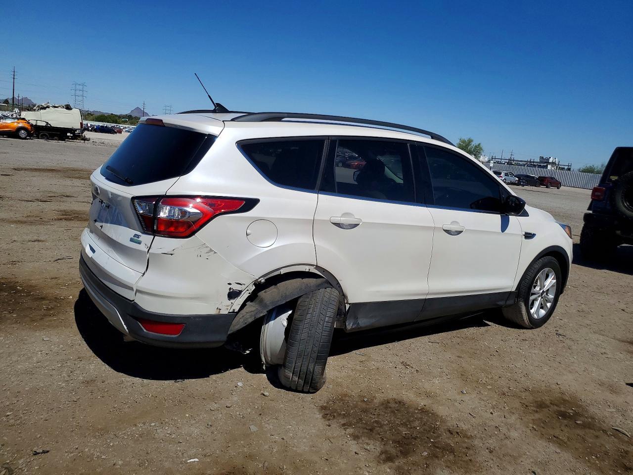 2018 Ford Escape, SE