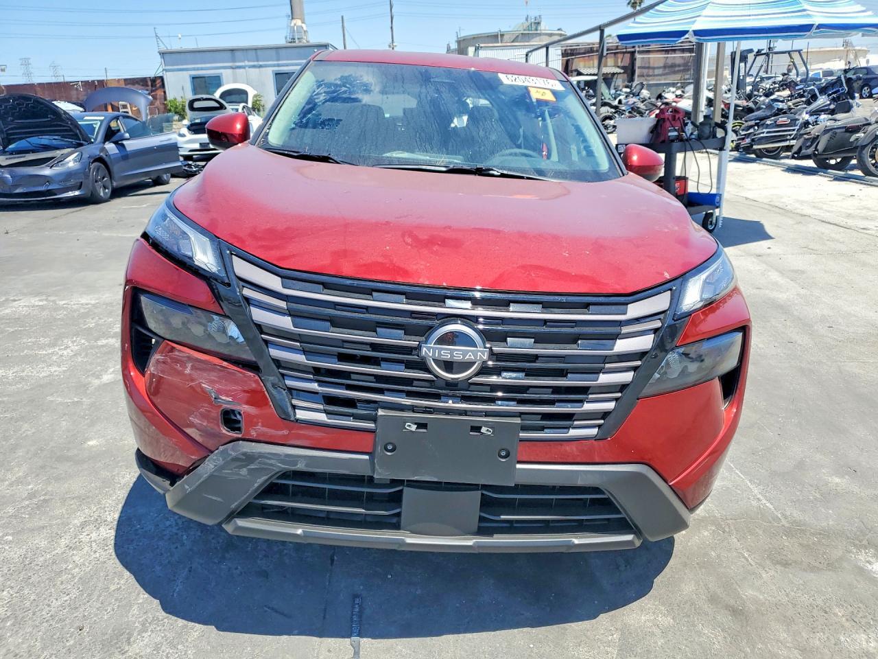 2026 Nissan Rogue, SV