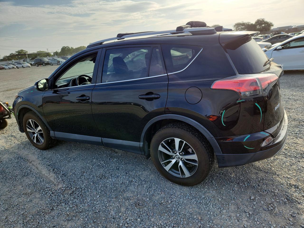 2017 Toyota RAV4, Xle