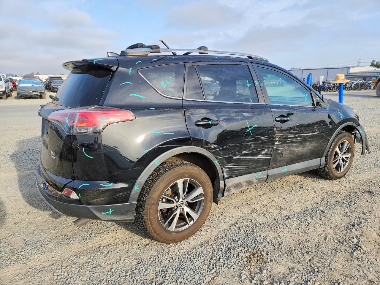 2017 Toyota RAV4, Xle