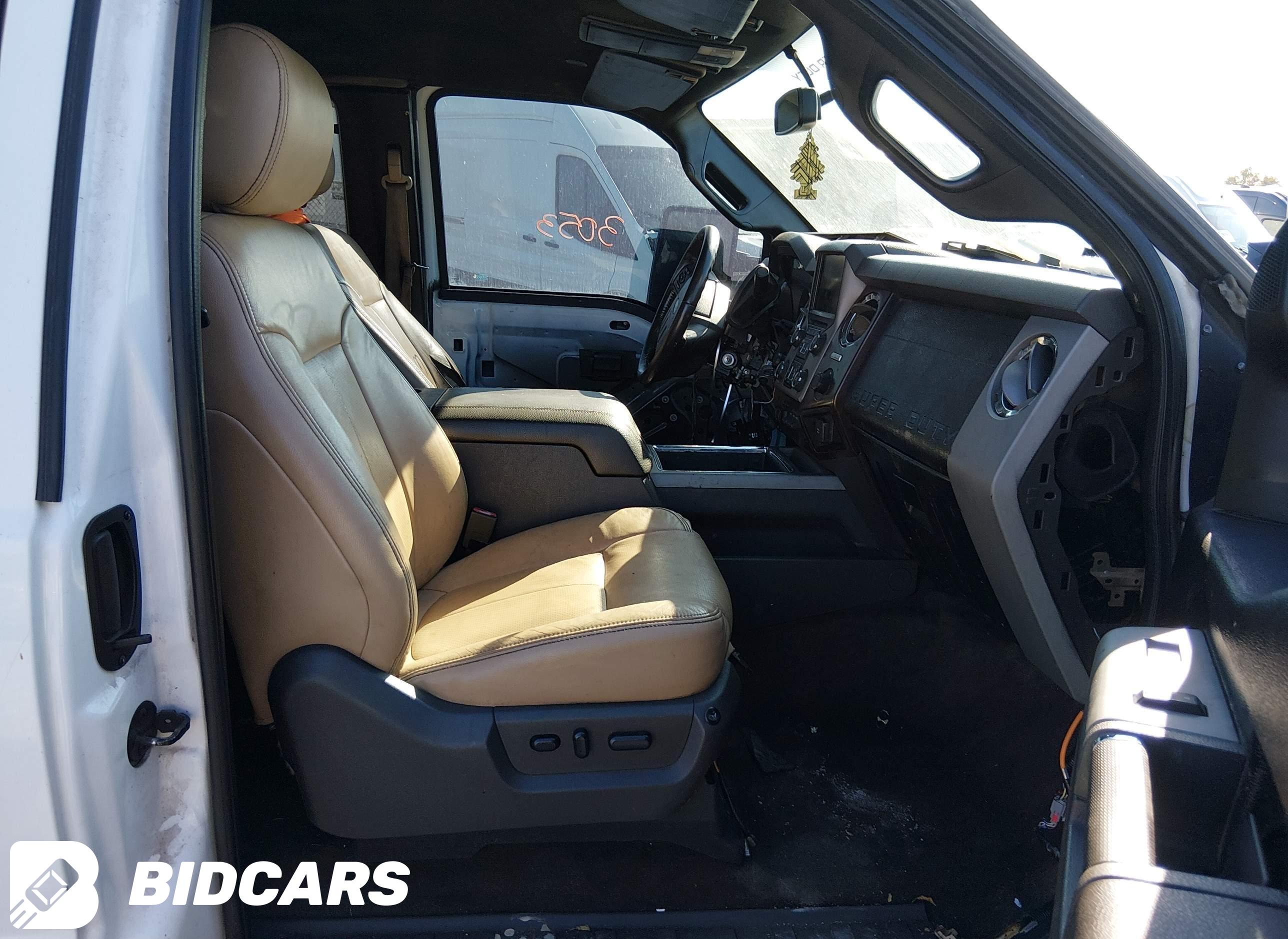 2015 Ford F-250, Lariat