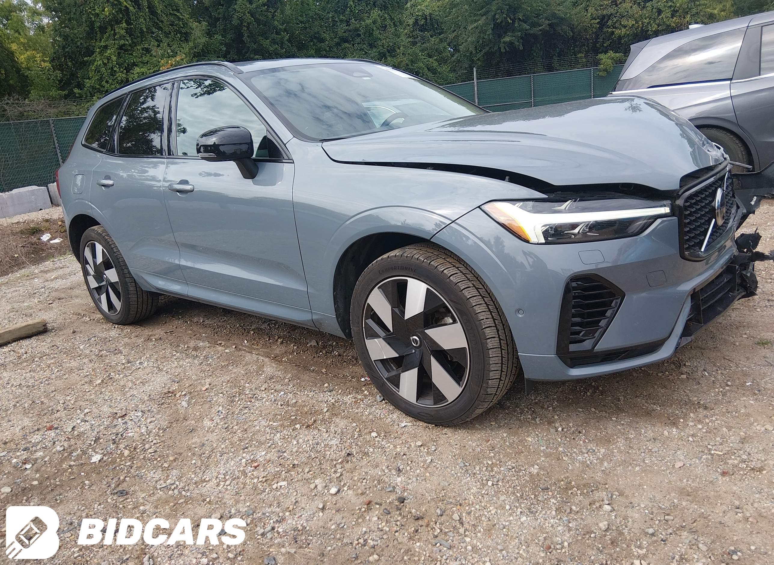 2023 Volvo Xc60 Recharge Plug...