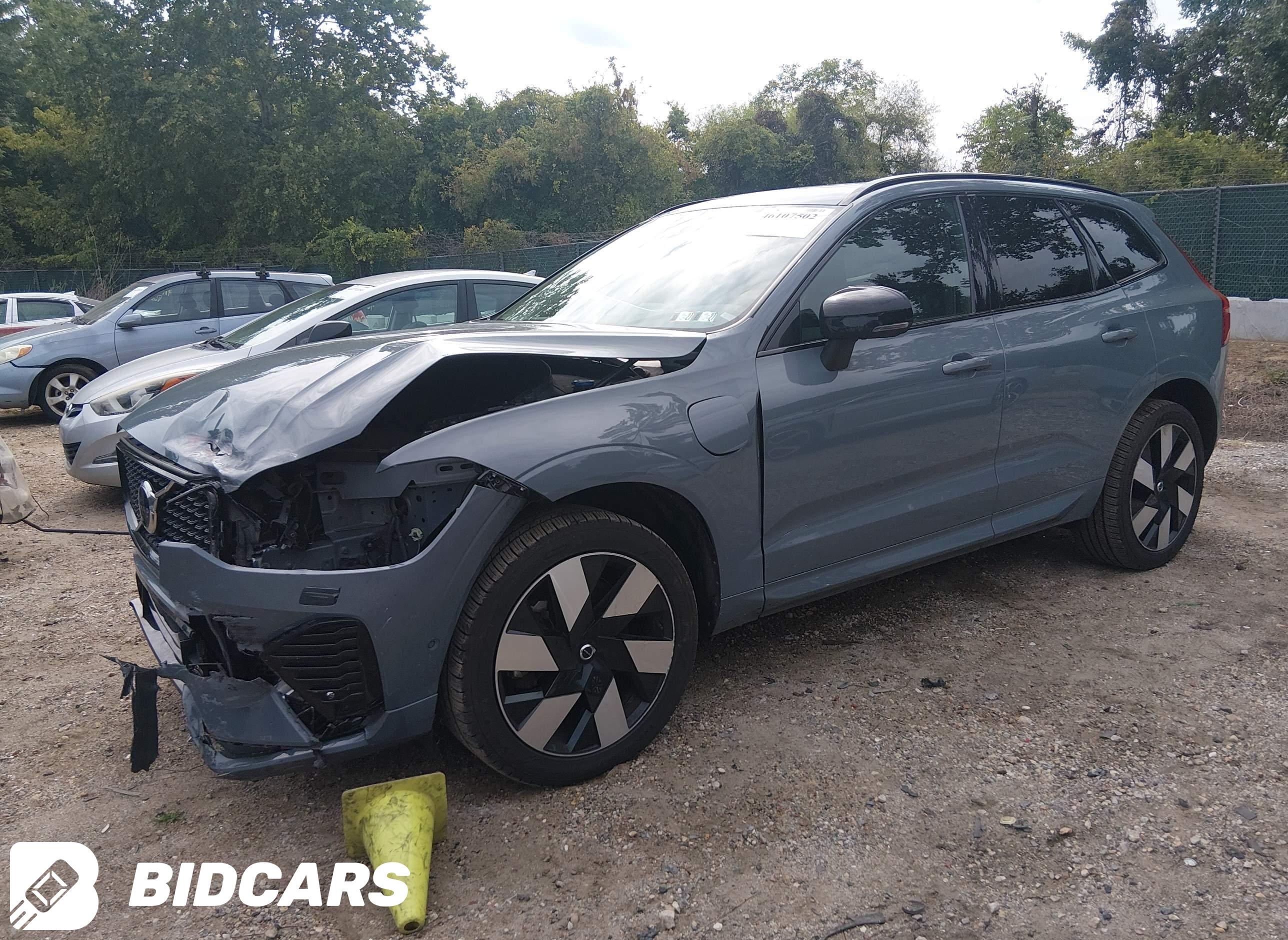 2023 Volvo Xc60 Recharge Plug...