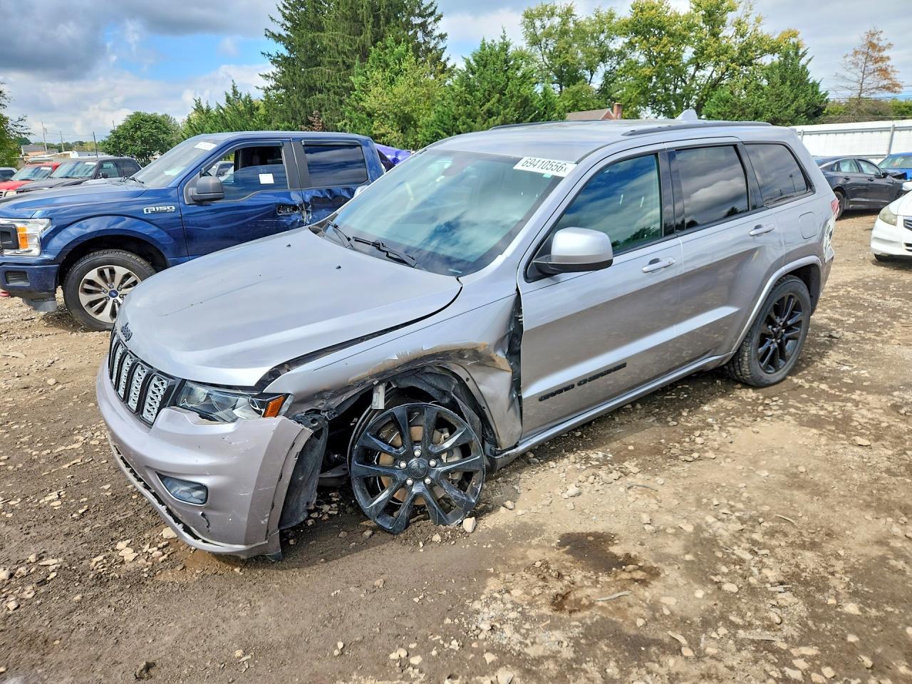 2017 Jeep Grand Cherokee, Laredo