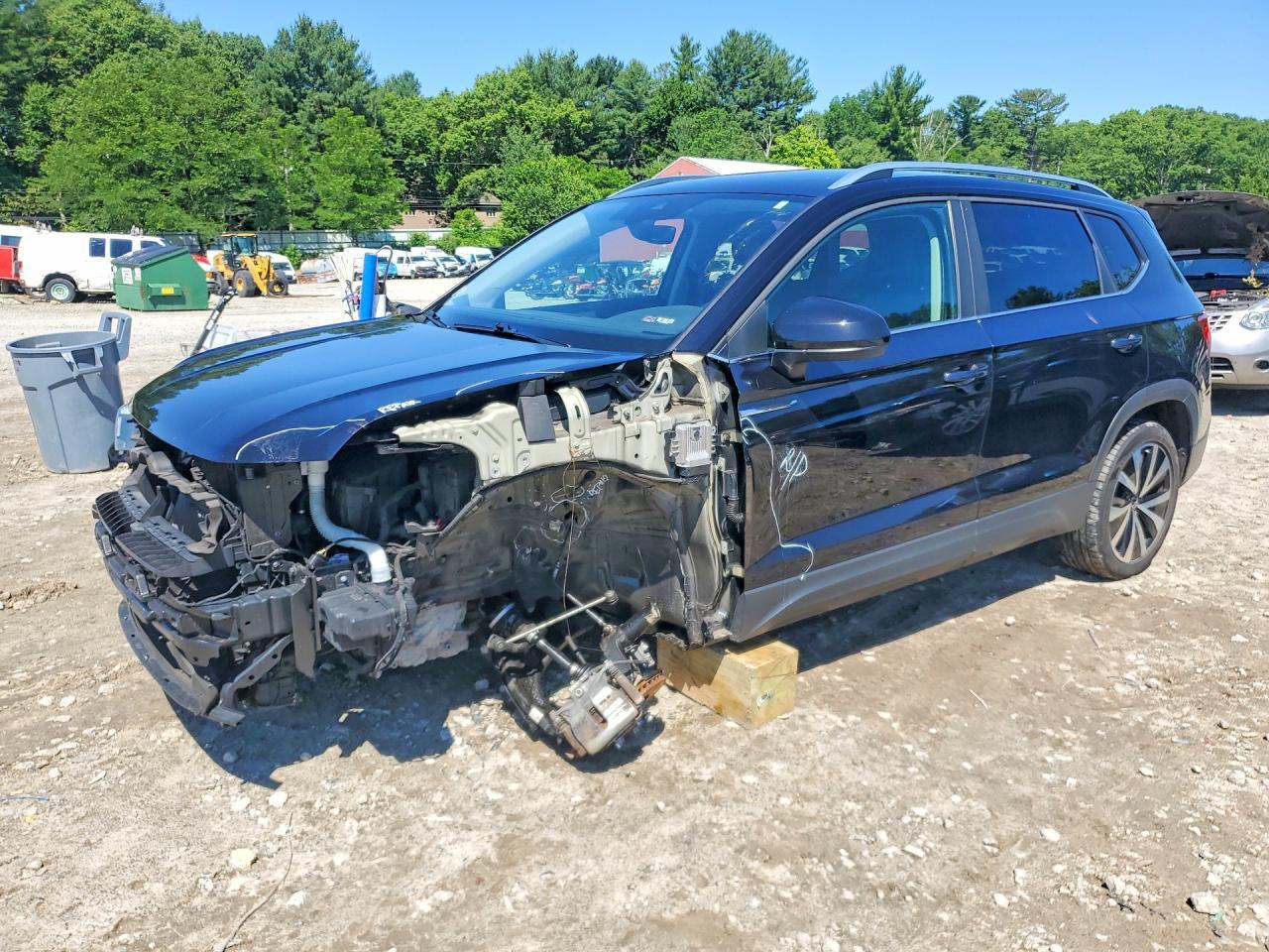 2023 Volkswagen Taos, SE