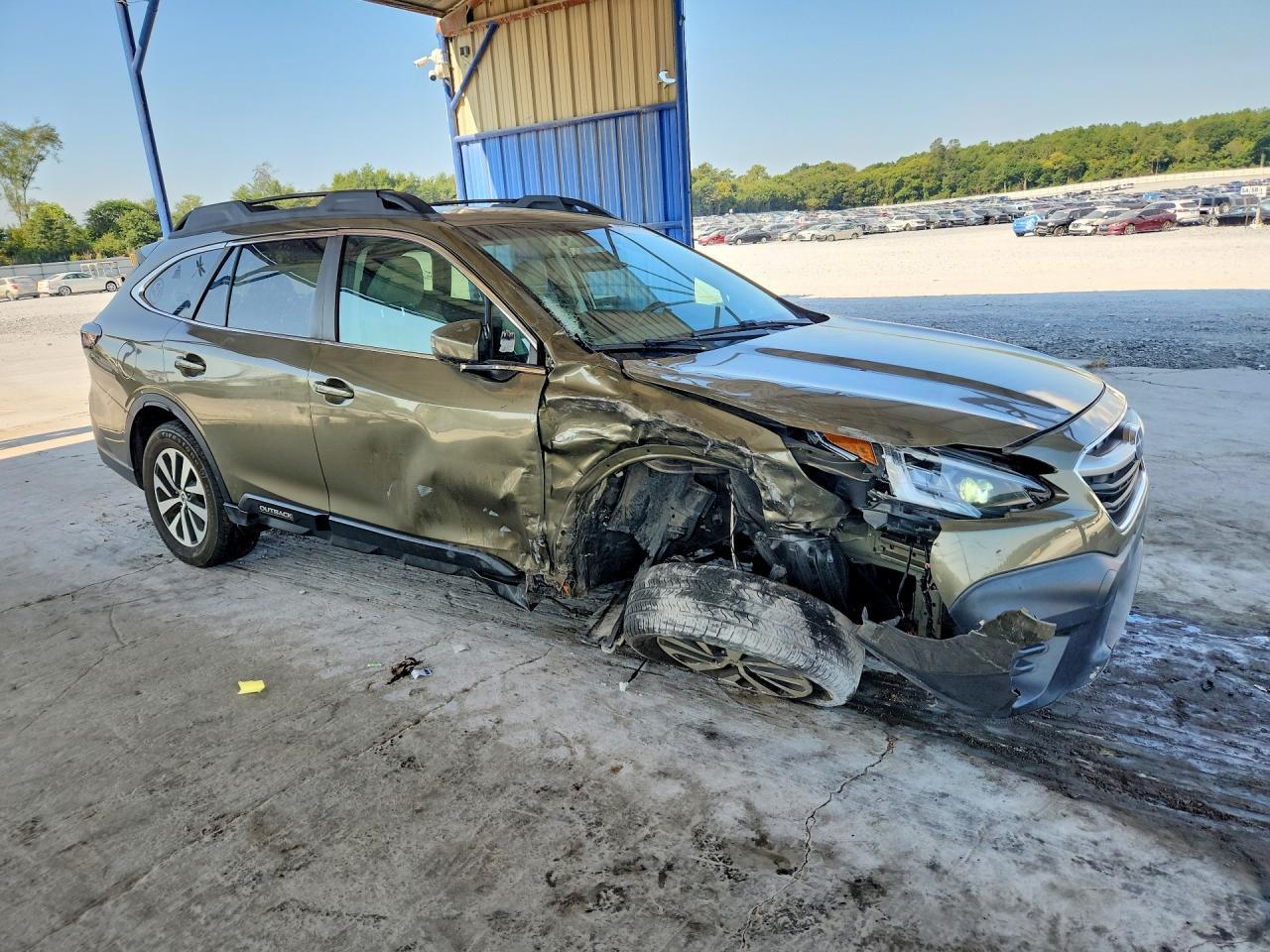 2020 Subaru Outback, Premium