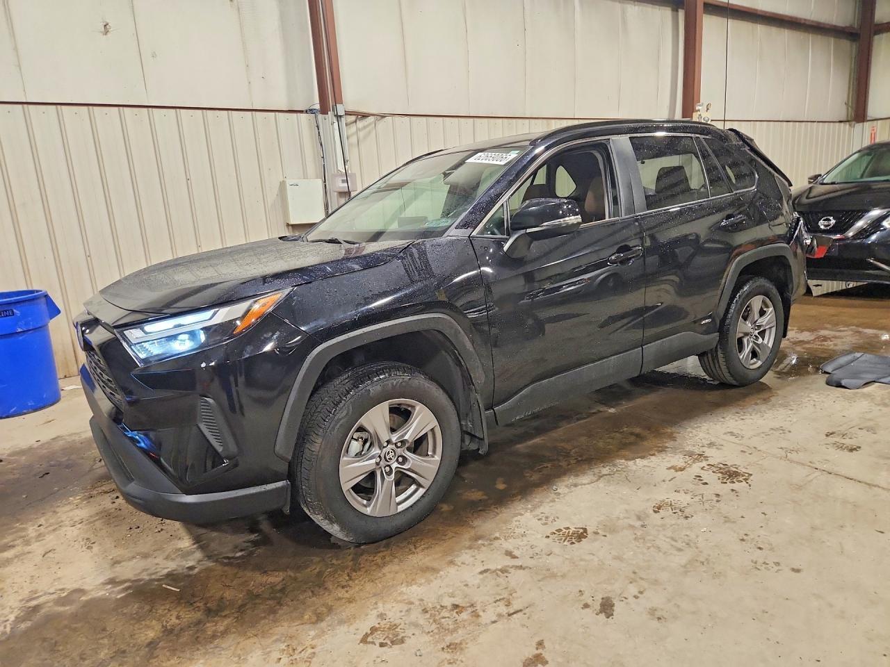 2024 Toyota RAV4, Xle