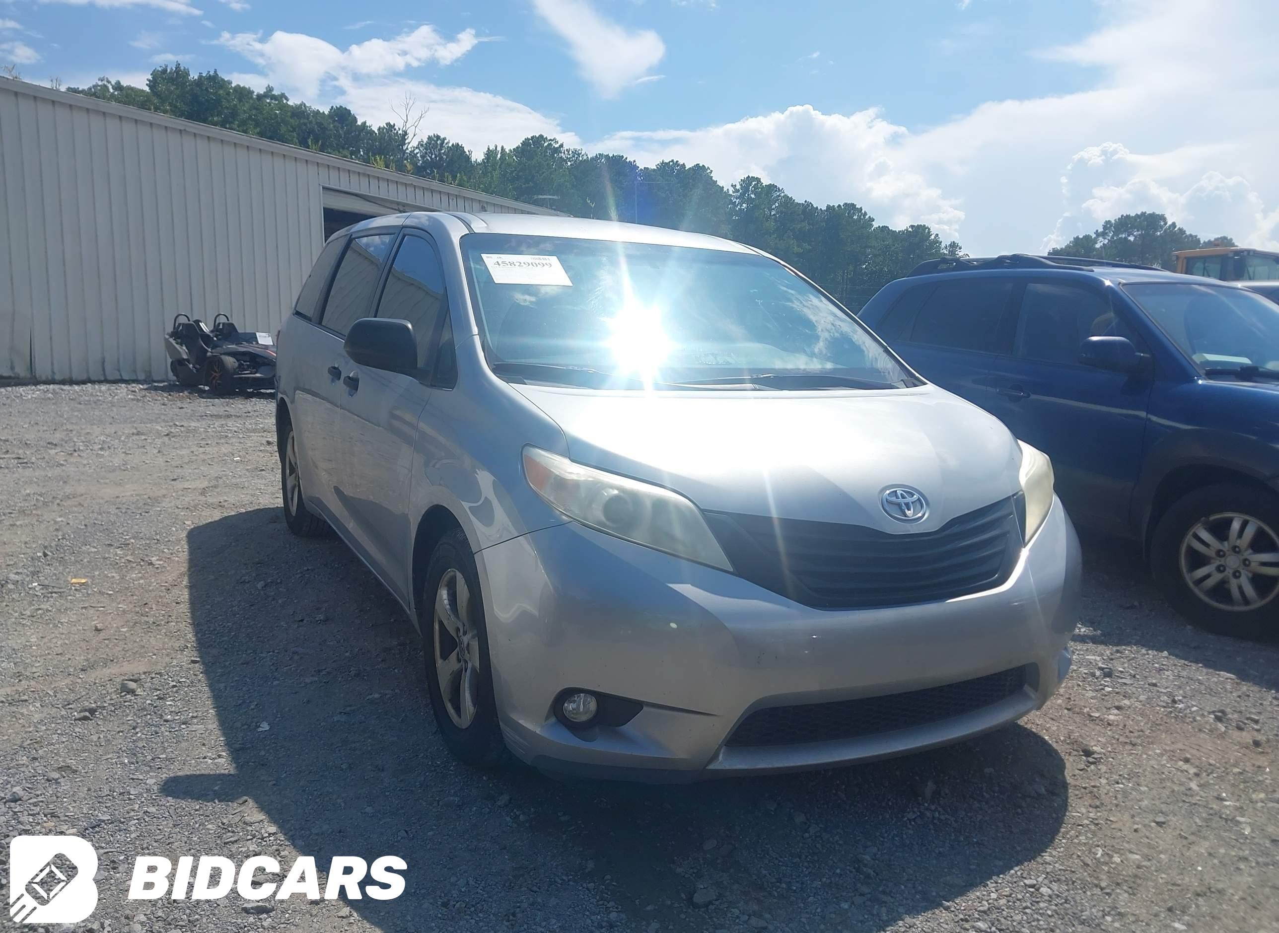 2015 Toyota Sienna, L 7 Passe...