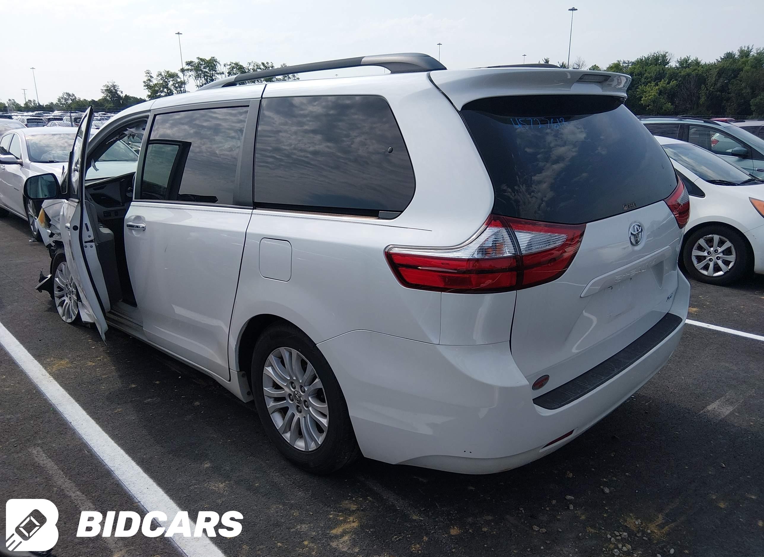 2015 Toyota Sienna, Xle 8 Pas...