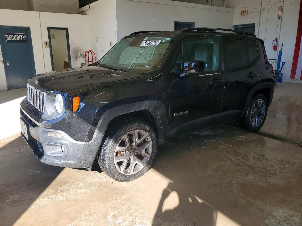 2017 Jeep Renegade, Latitude