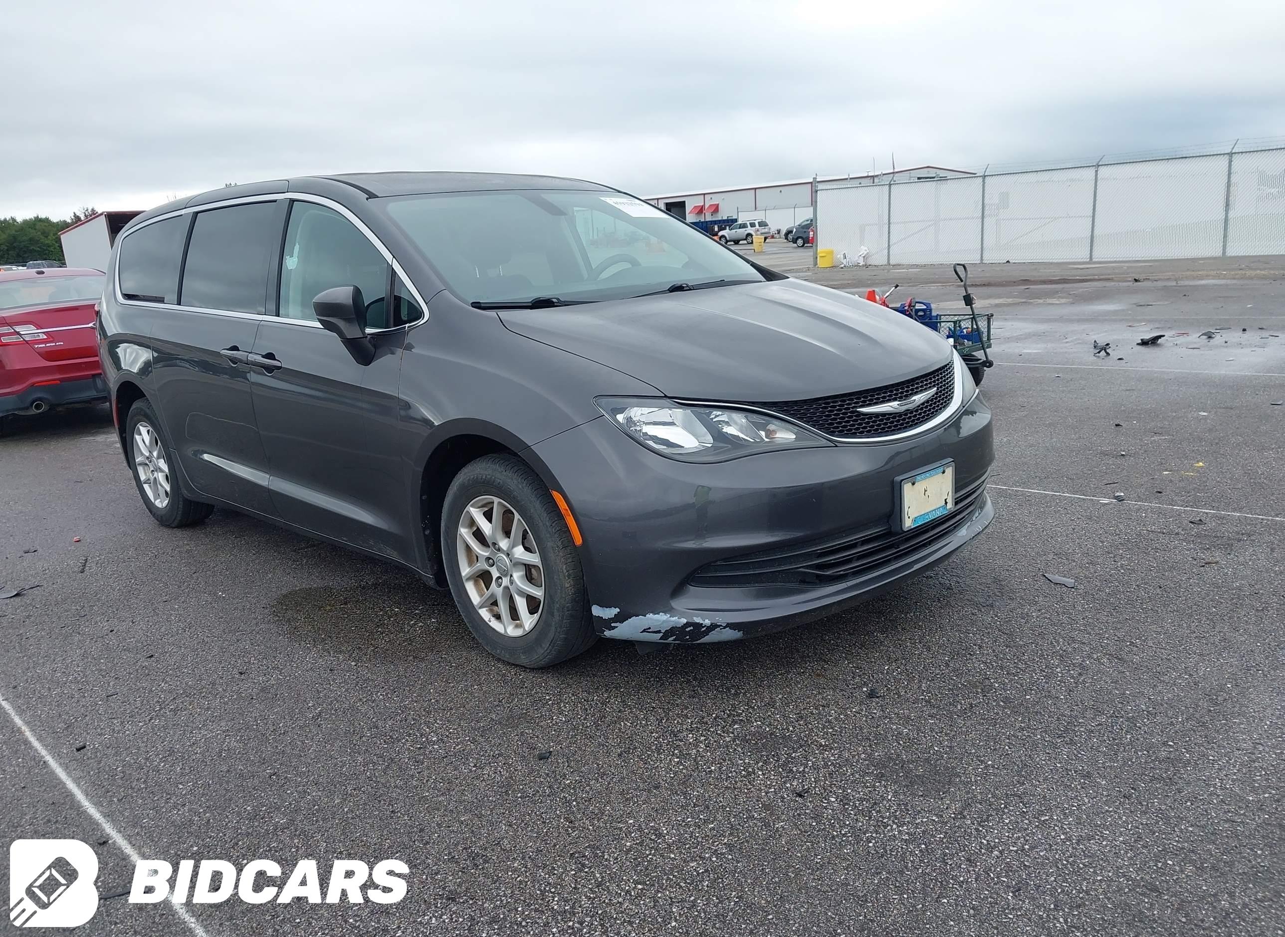 2017 Chrysler Pacifica, Touring
