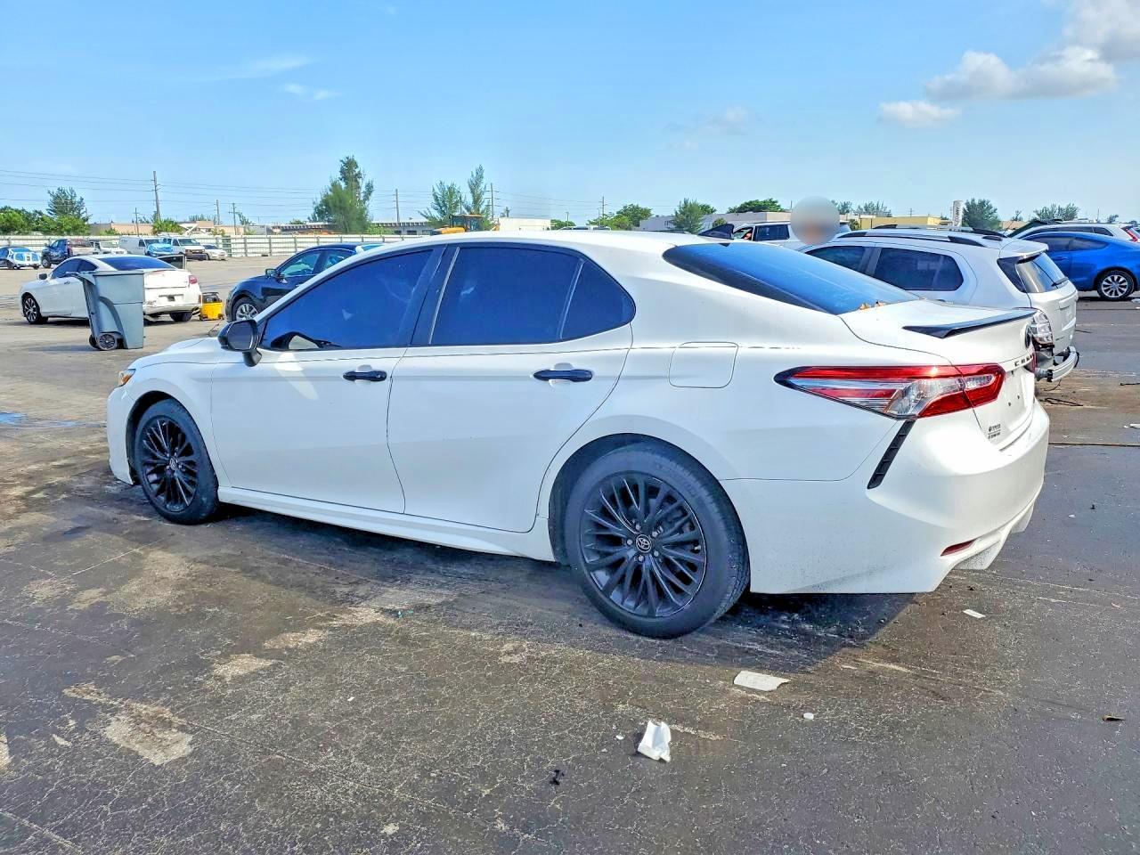 2019 Toyota Camry, SE