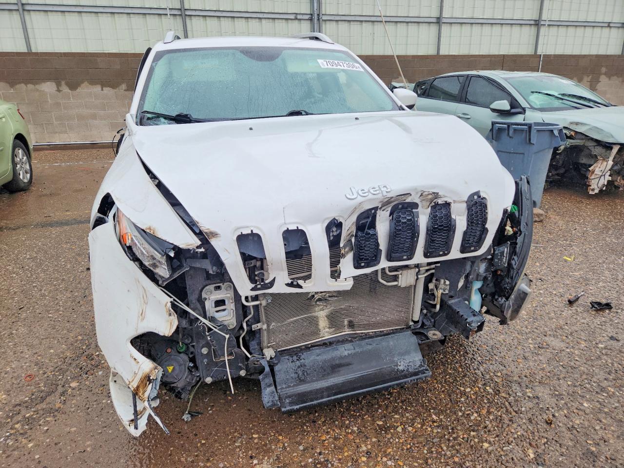 2018 Jeep Cherokee, Latitude...