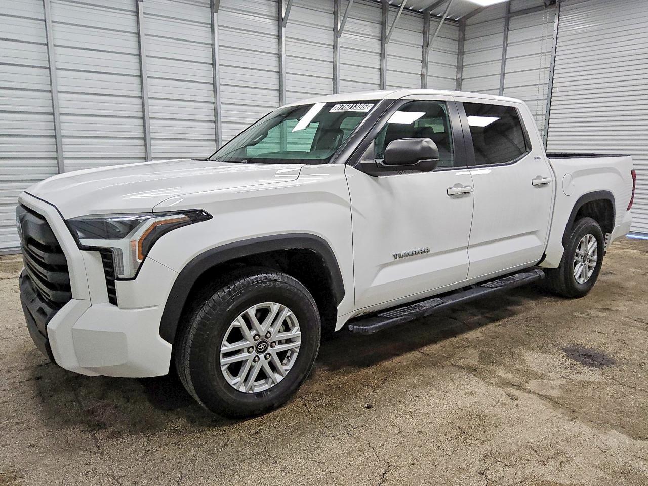 2025 Toyota Tundra, SR5