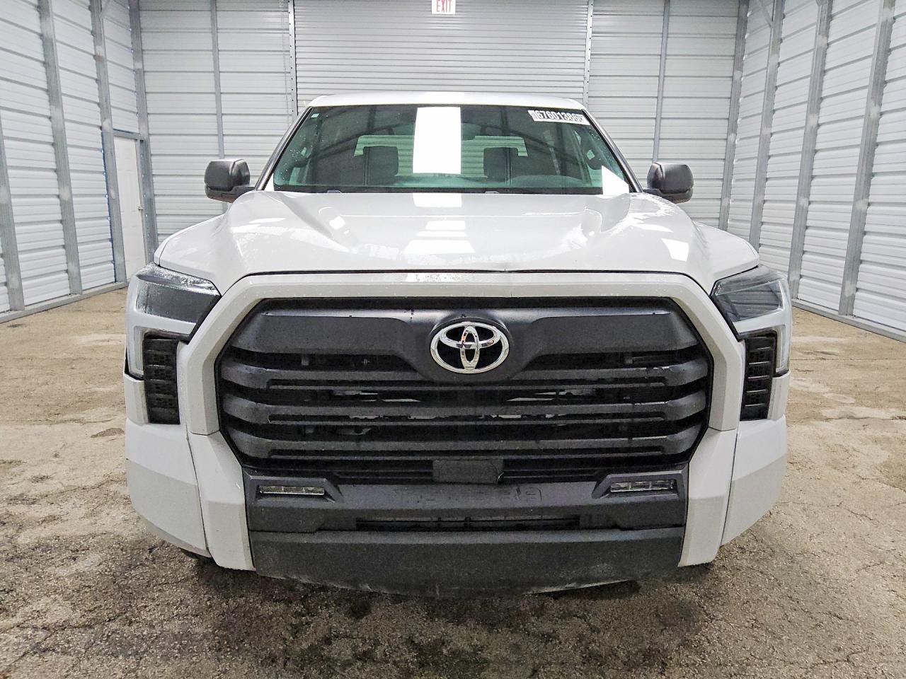 2025 Toyota Tundra, SR5