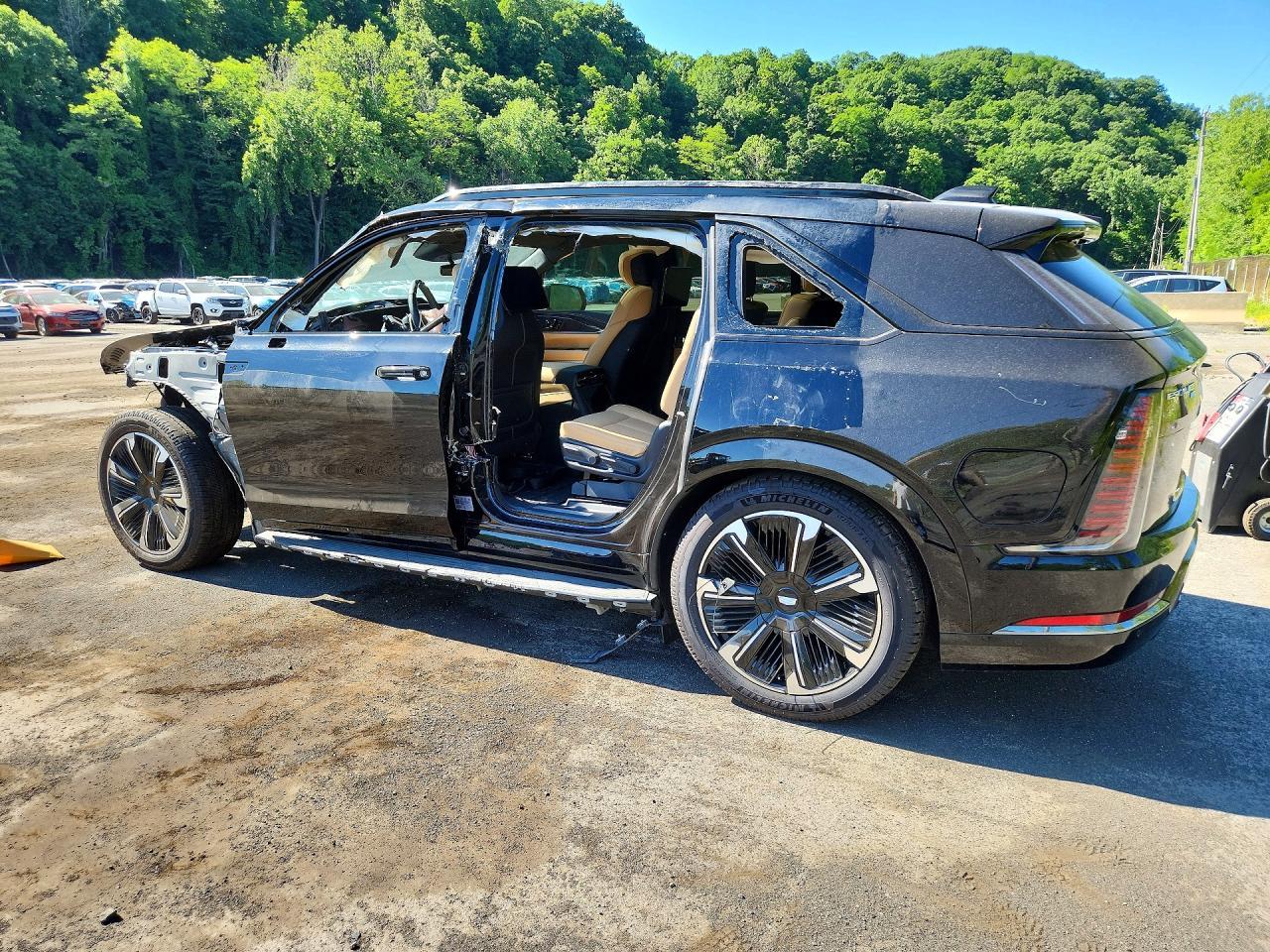 2025 Cadillac Escalade, Sport-2