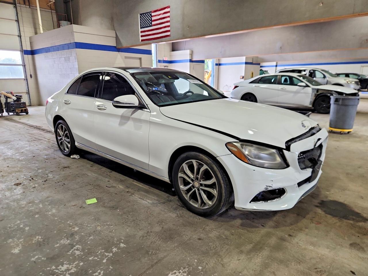 2016 Mercedes-Benz C-Class, 3...