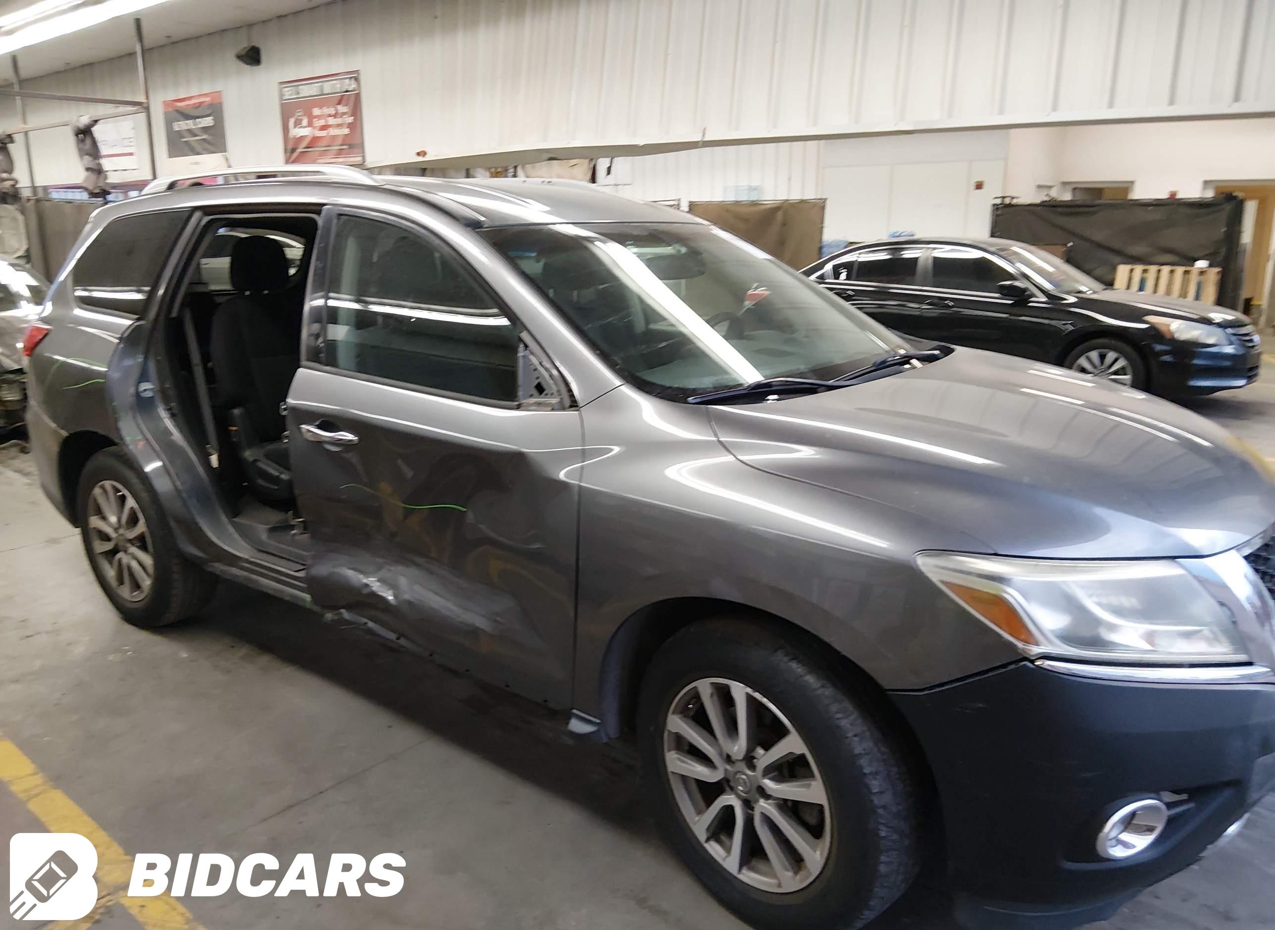 2015 Nissan Pathfinder, Plati...
