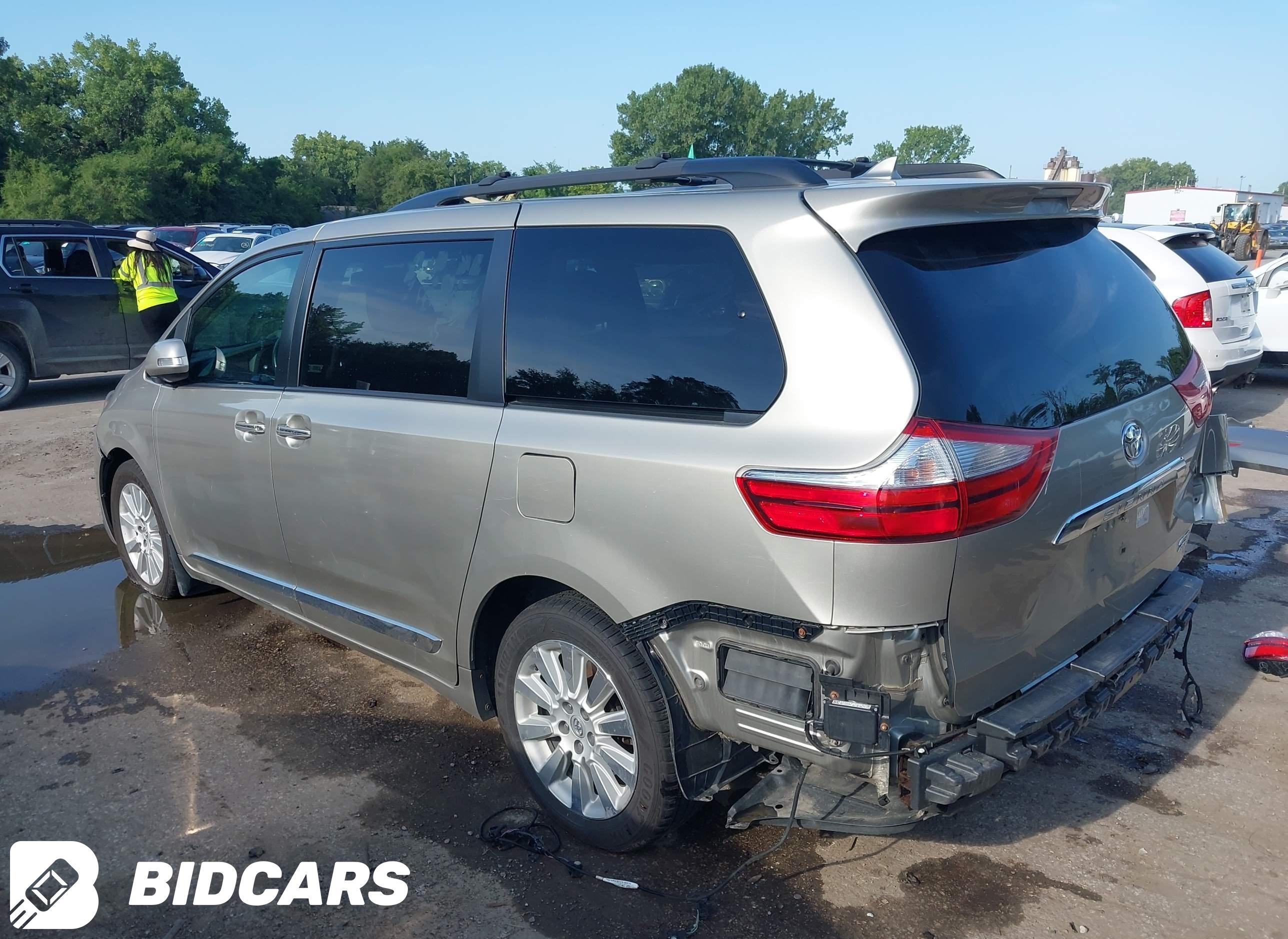 2015 Toyota Sienna, Limited P...