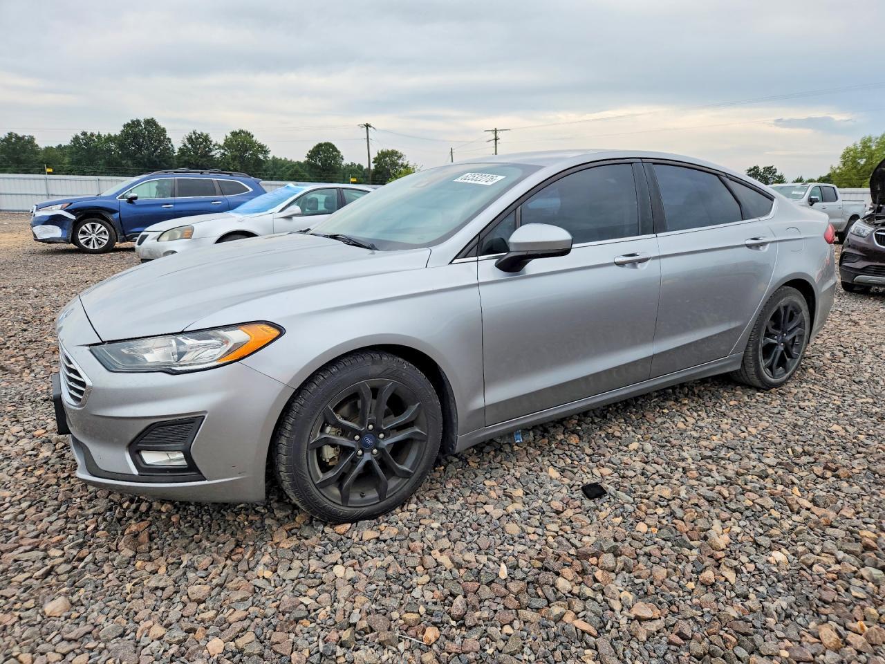 2020 Ford Fusion, SE