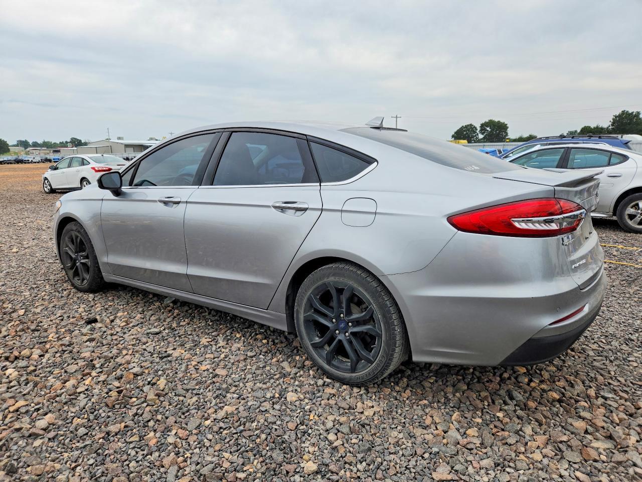 2020 Ford Fusion, SE