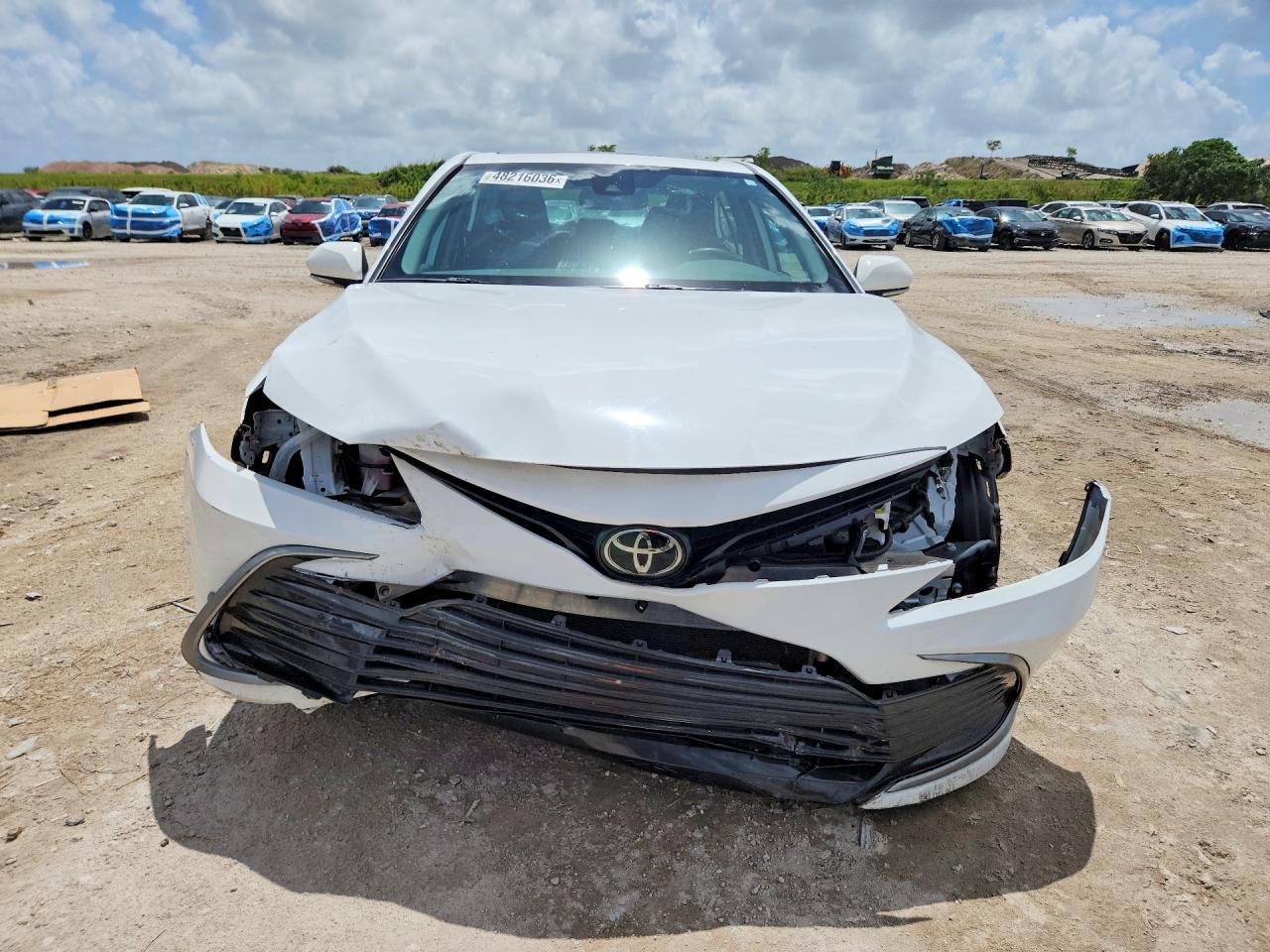 2024 Toyota Camry, LE