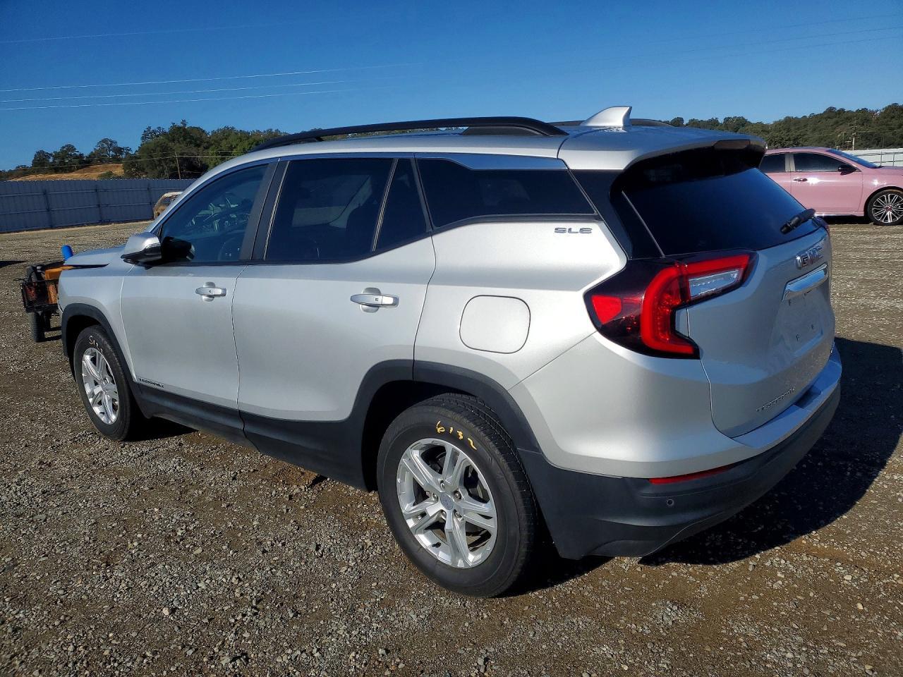 2022 GMC Terrain, Sle