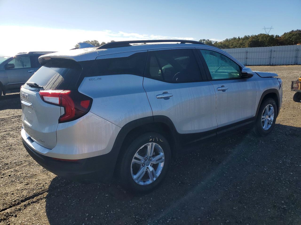 2022 GMC Terrain, Sle