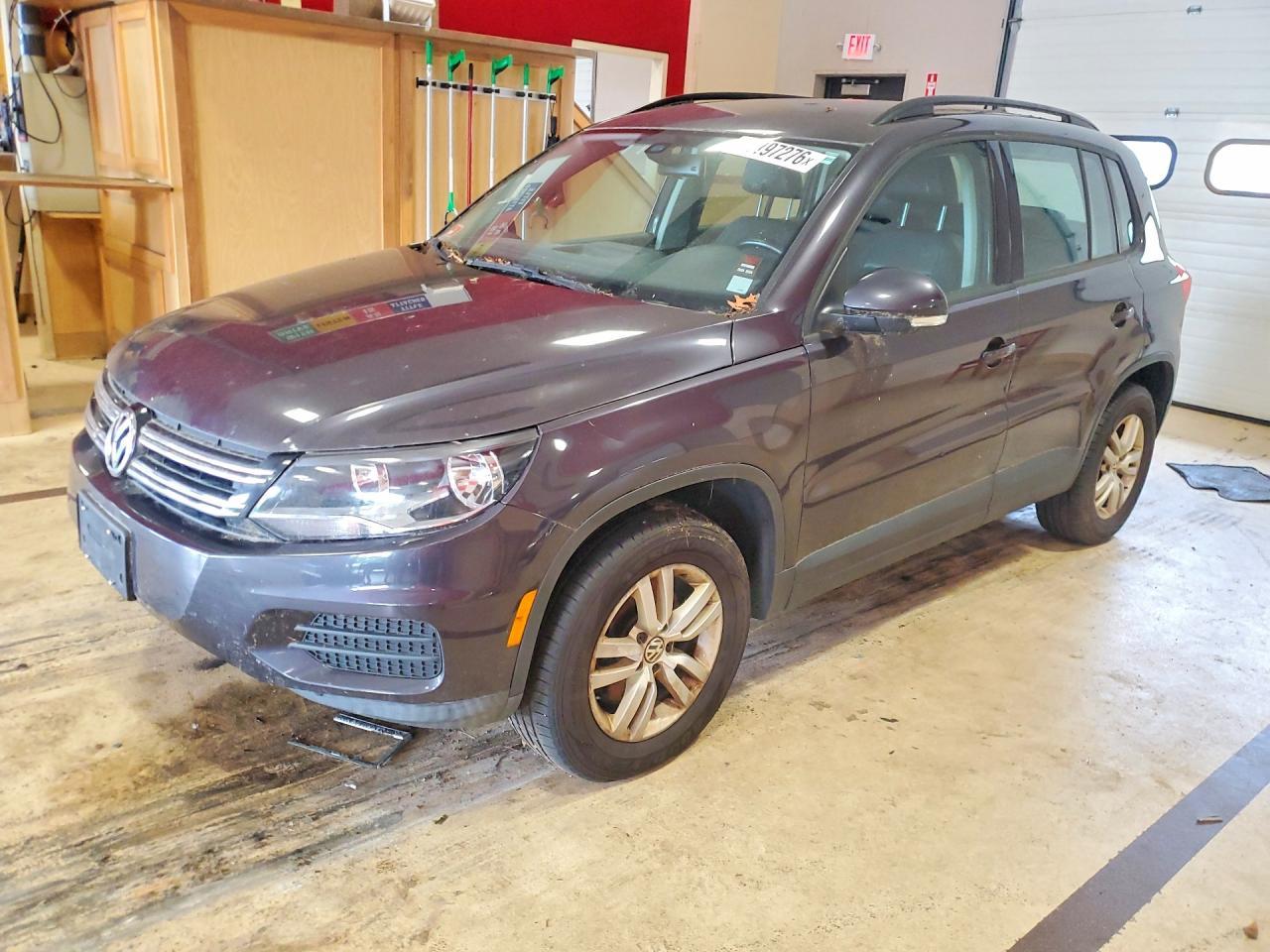 2016 Volkswagen Tiguan, S