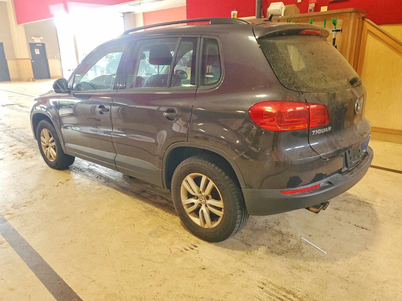 2016 Volkswagen Tiguan, S