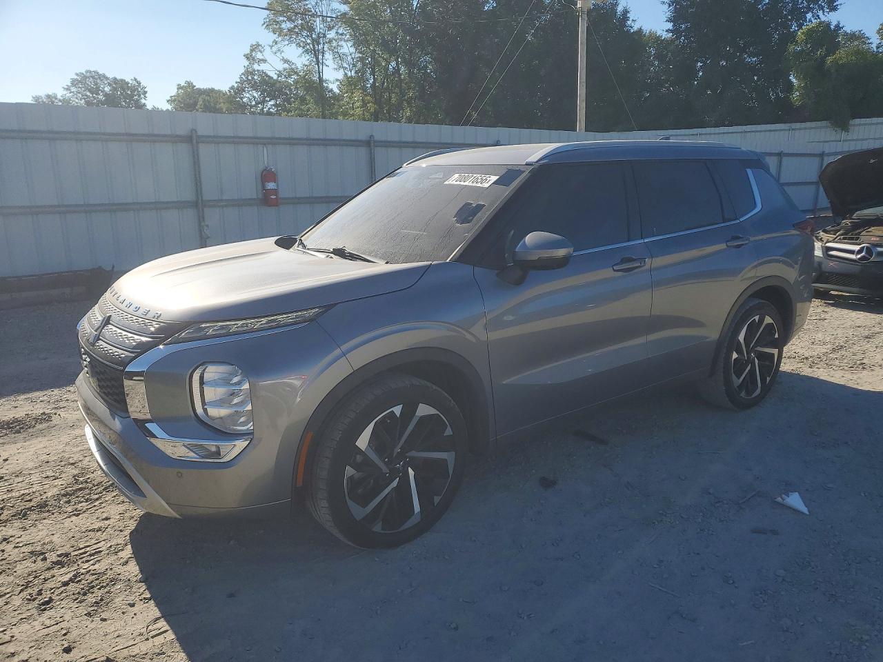 2022 Mitsubishi Outlander, Sel