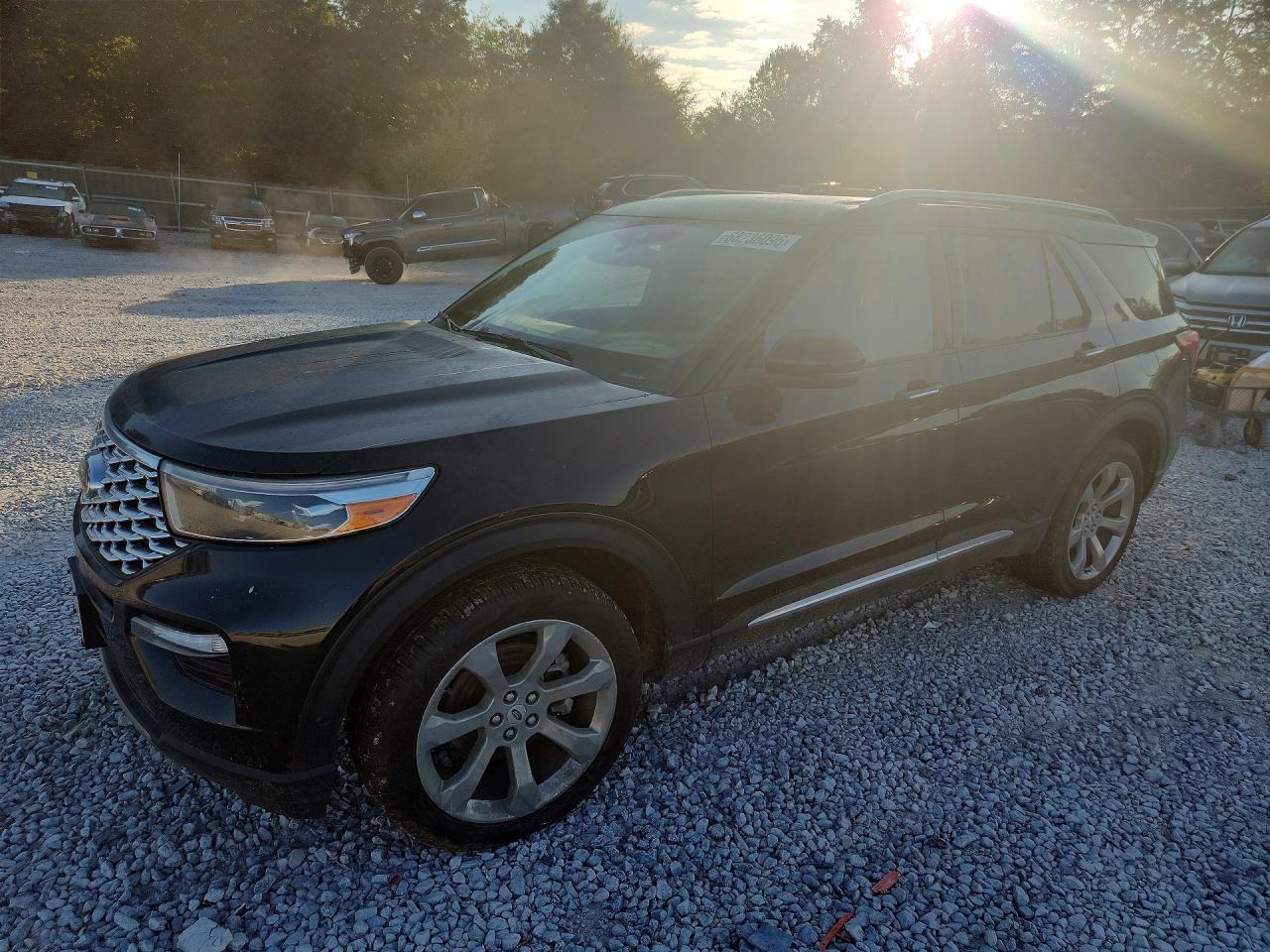 2020 Ford Explorer, Platinum