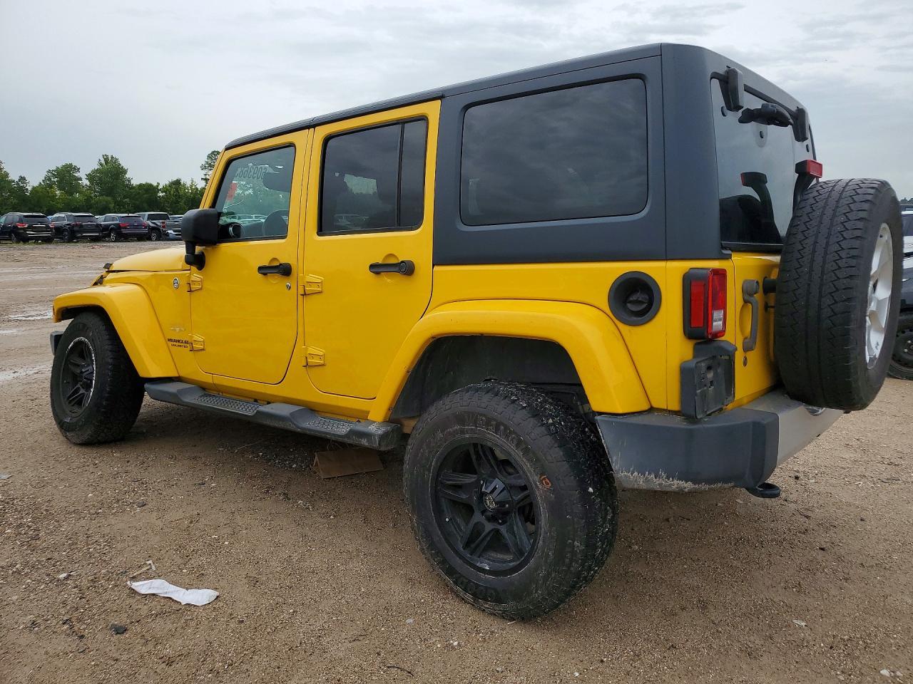 2015 Jeep Wrangler, Sahara