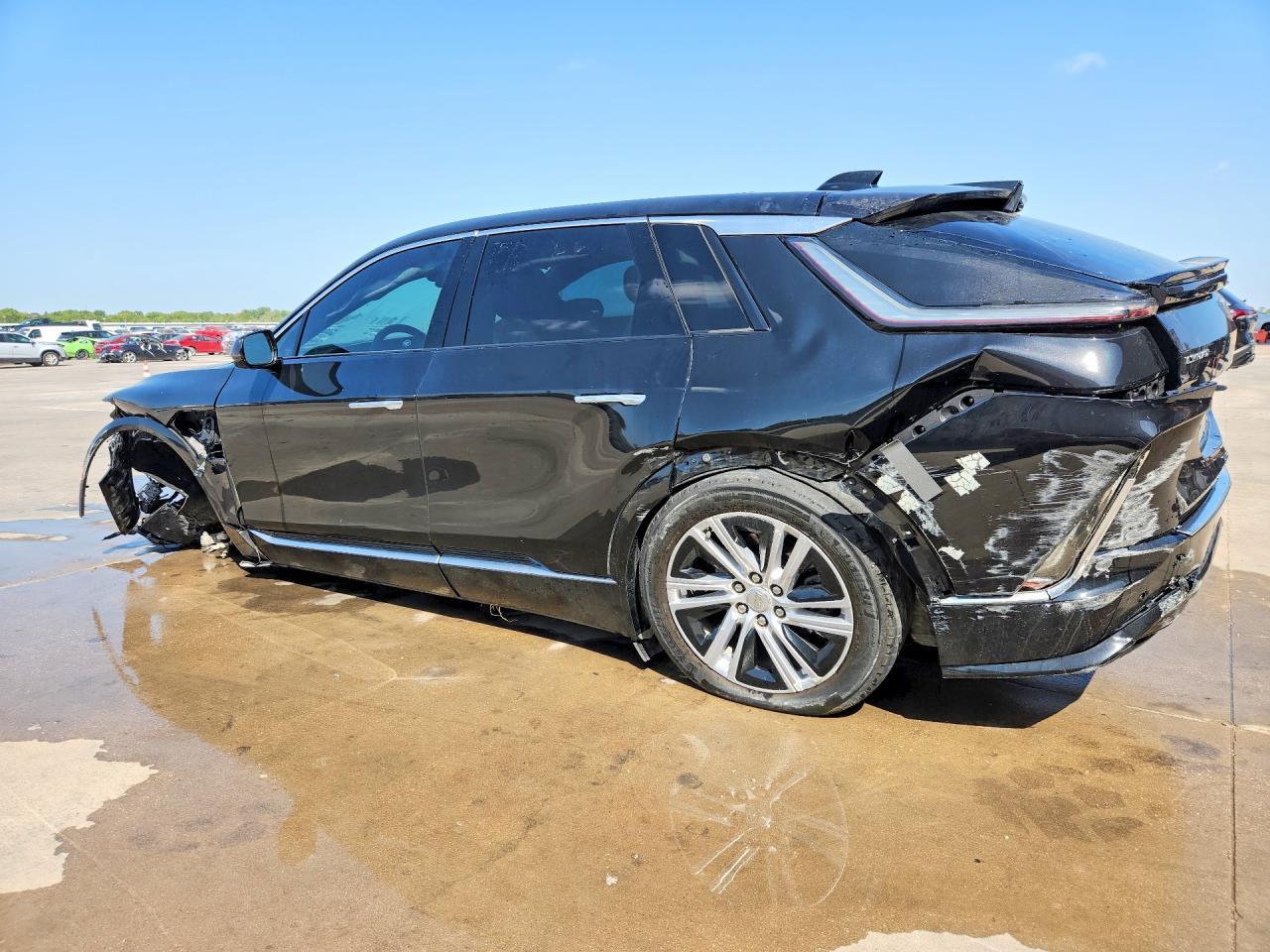 2024 Cadillac Lyriq, Tech