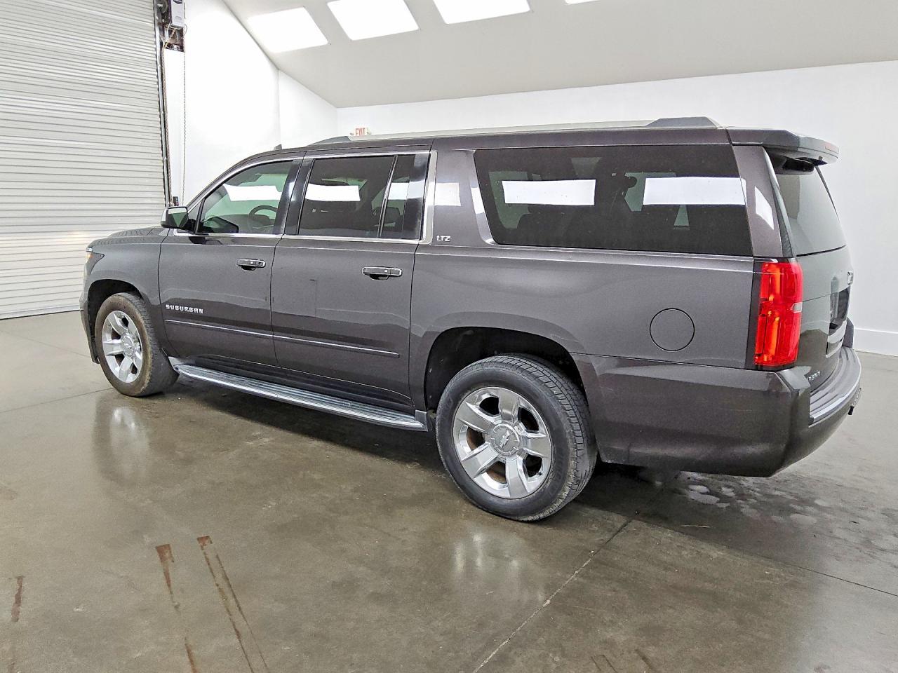 2016 Chevrolet Suburban, C150...
