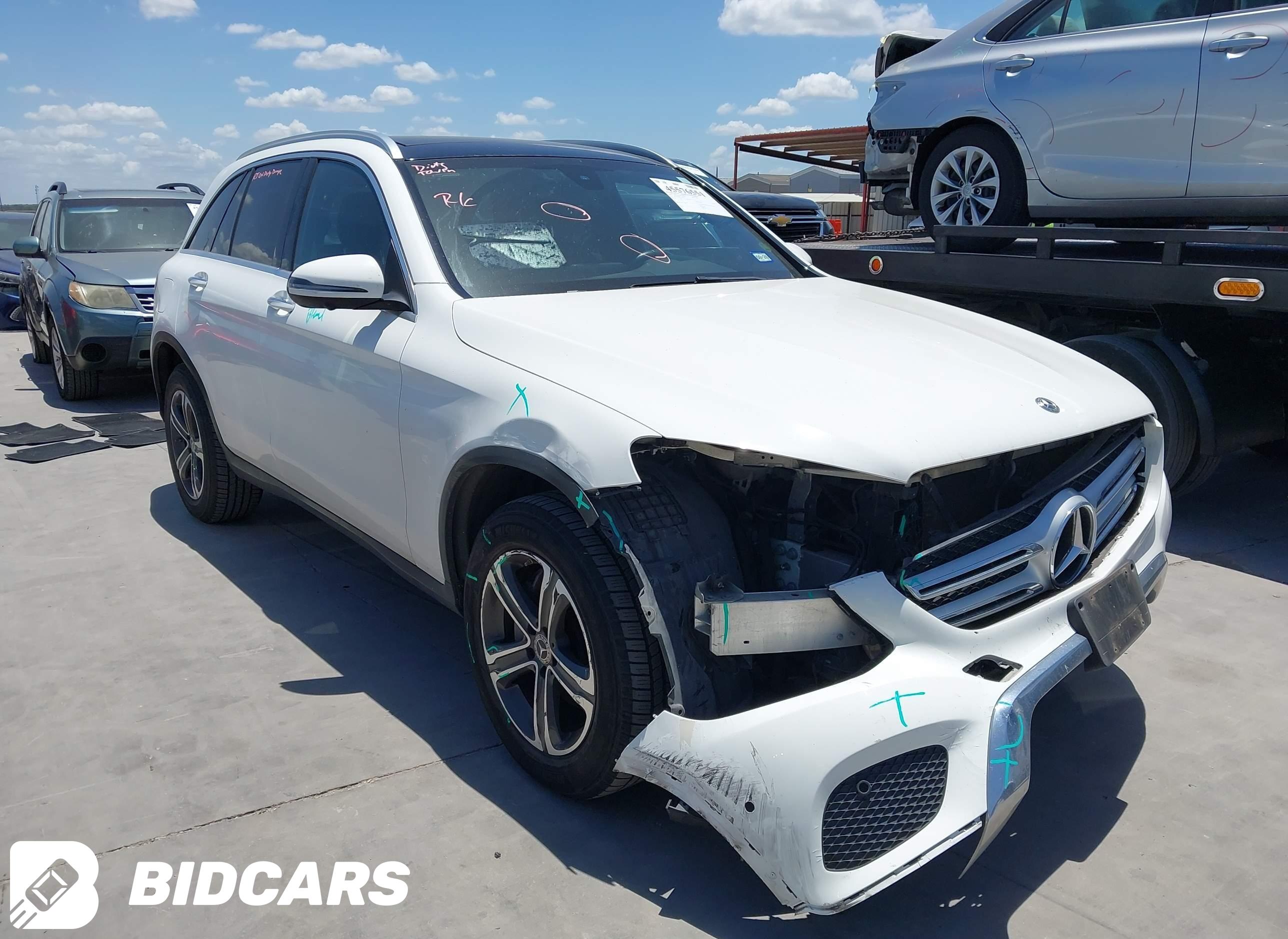 2018 Mercedes-Benz GLC 300