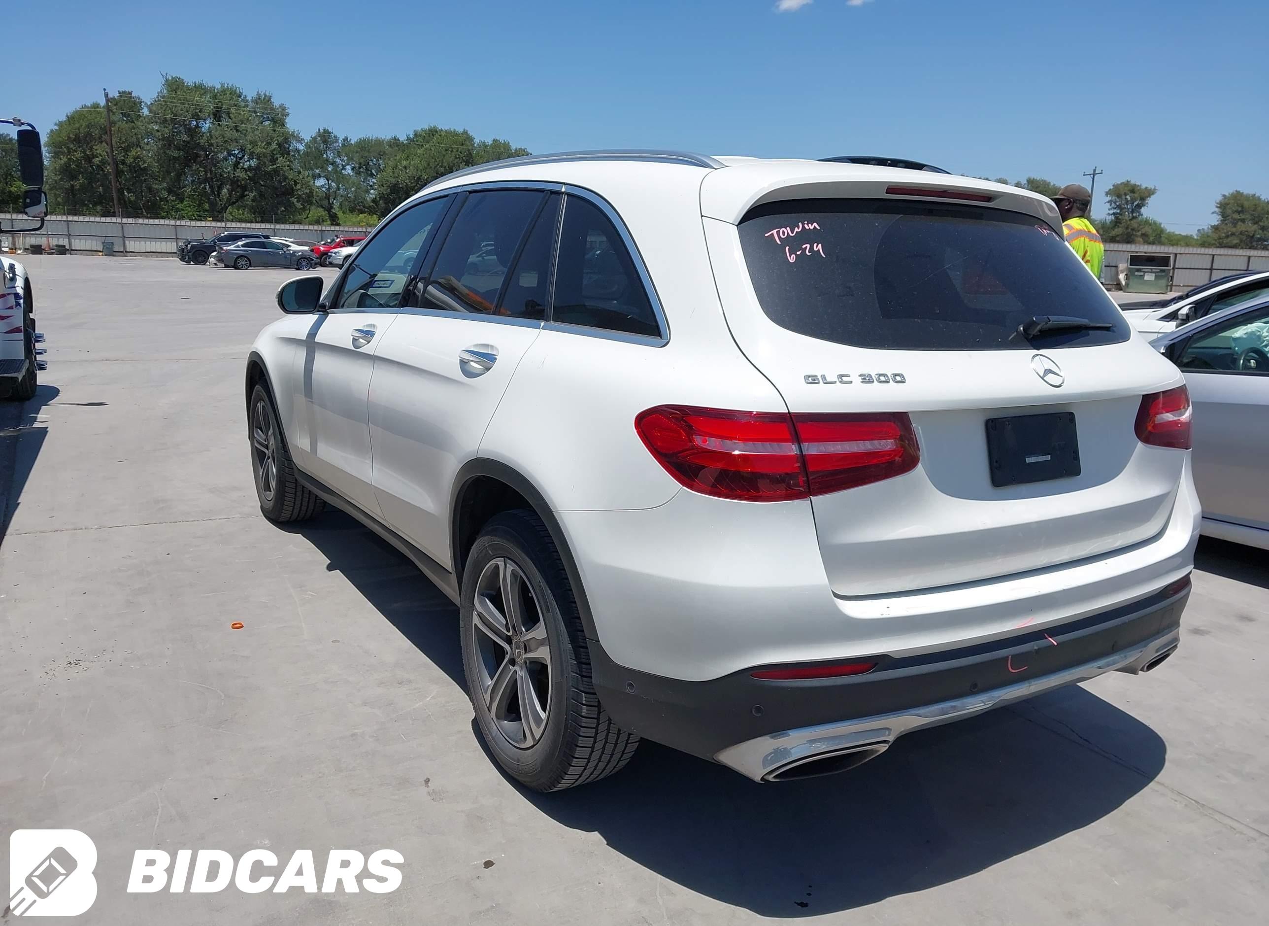 2018 Mercedes-Benz GLC 300